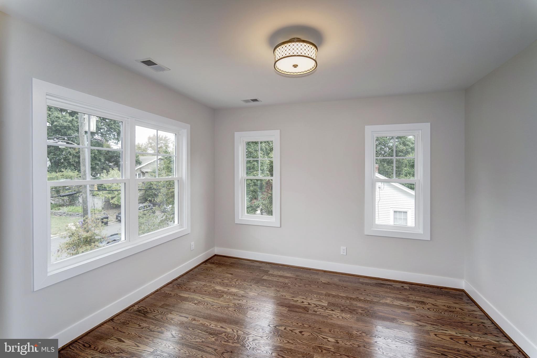 BON AIR - Residential