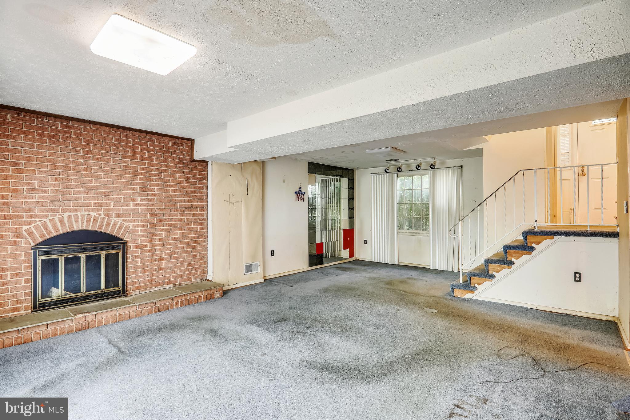 WATERFORD - Residential