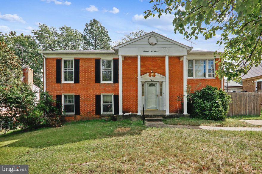 This home is being sold "As is".  Brick and siding split foyer home with 5 bedrooms.  The home has 3 Bedrooms on the upper level and 2 bedrooms on the lower level.  This property has a large fenced in backyard.  This home has lots of possibilities and needs someone to give it their own personal touch. Cash; FHA 203 (k)