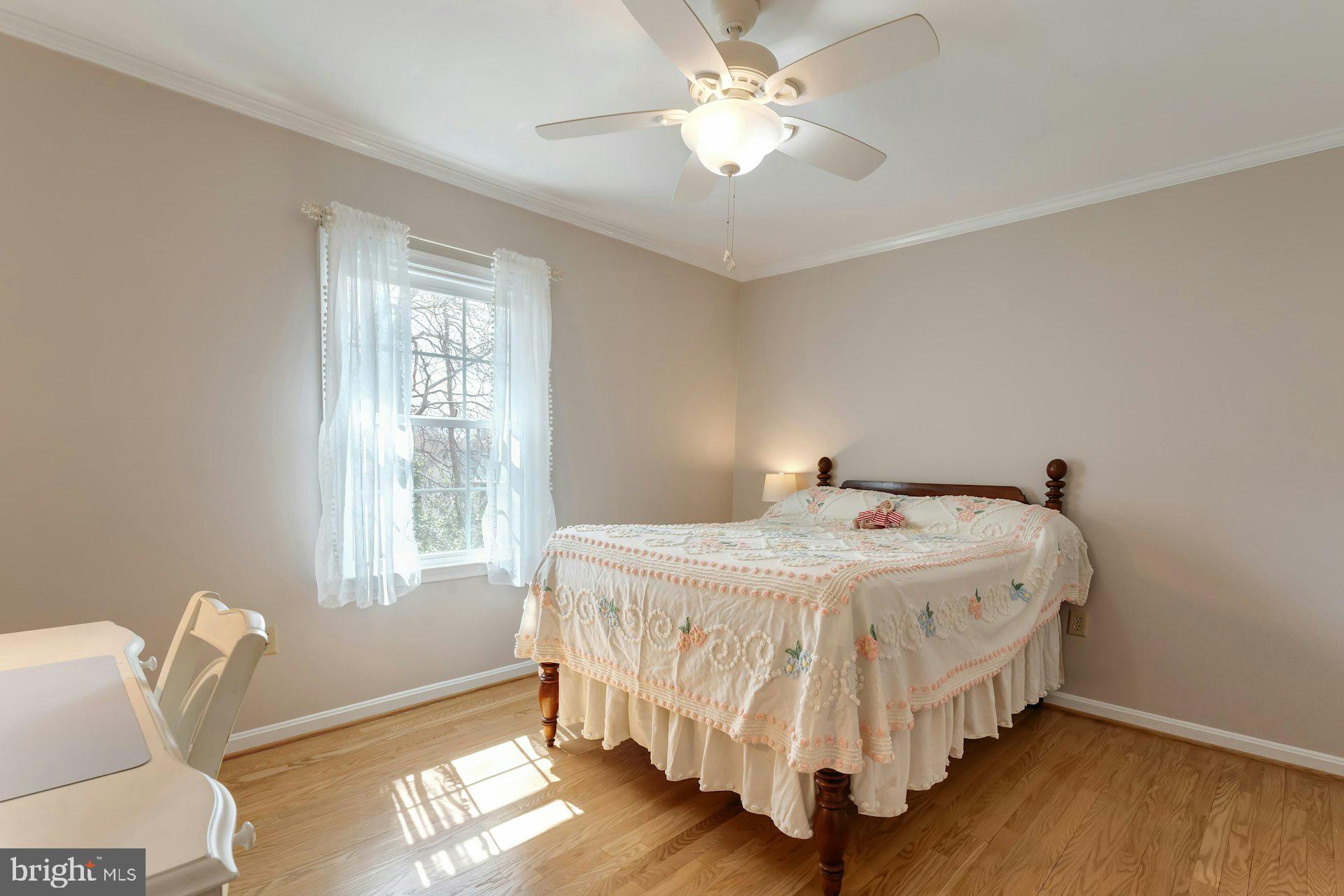 WAPLES MILL ESTATES - Residential