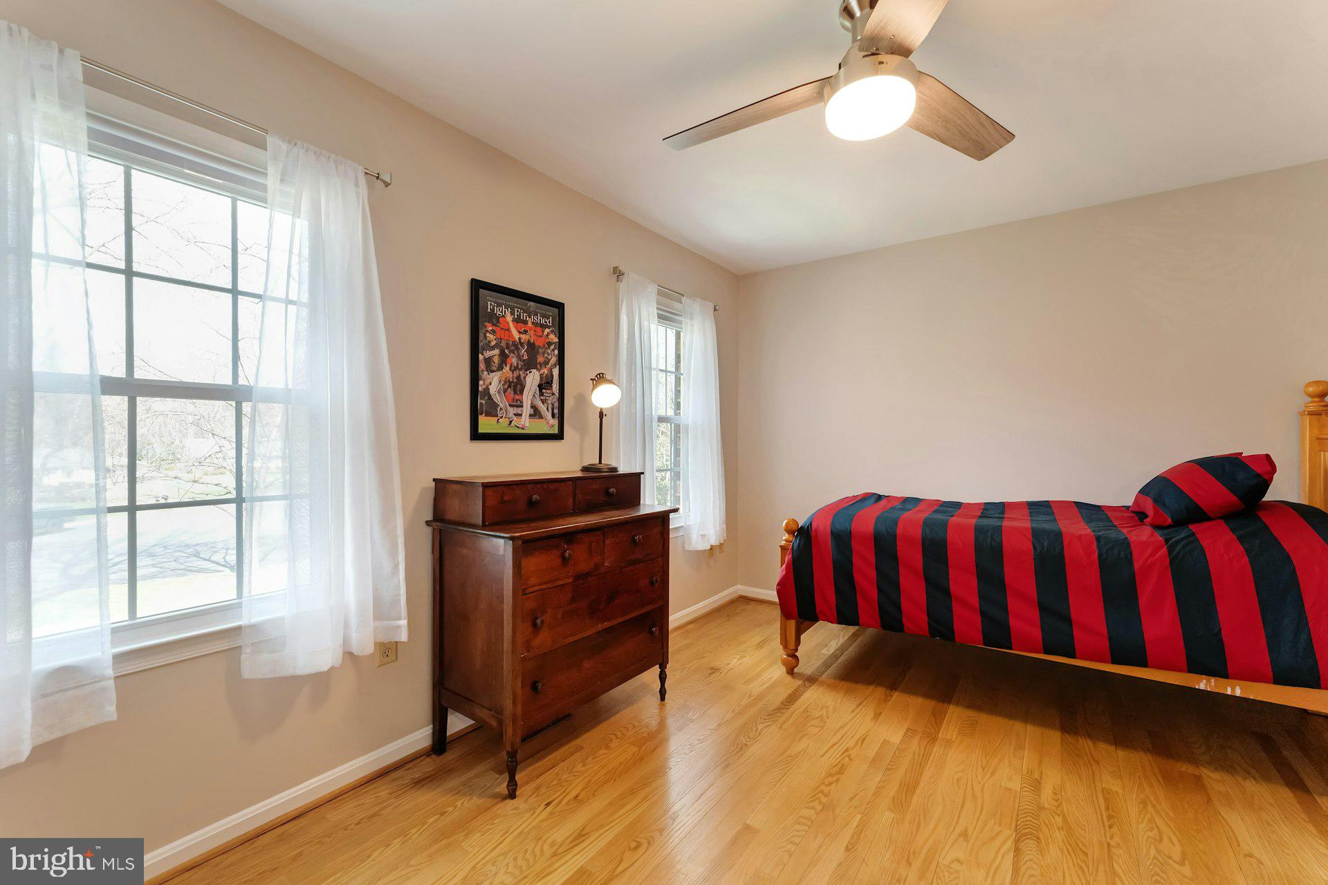 WAPLES MILL ESTATES - Residential