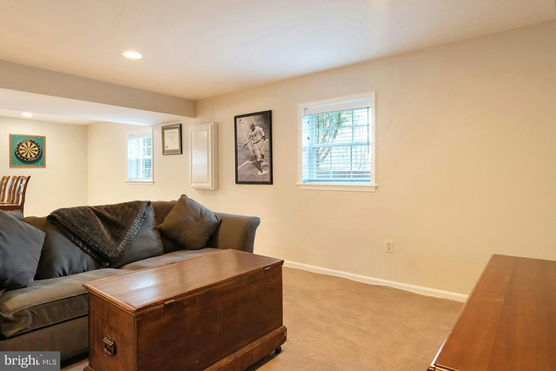 WAPLES MILL ESTATES - Residential