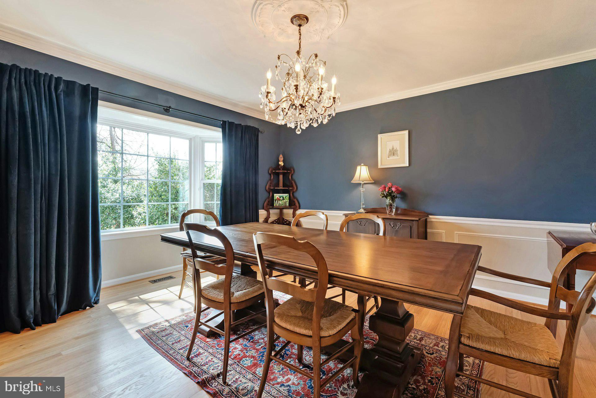 WAPLES MILL ESTATES - Residential