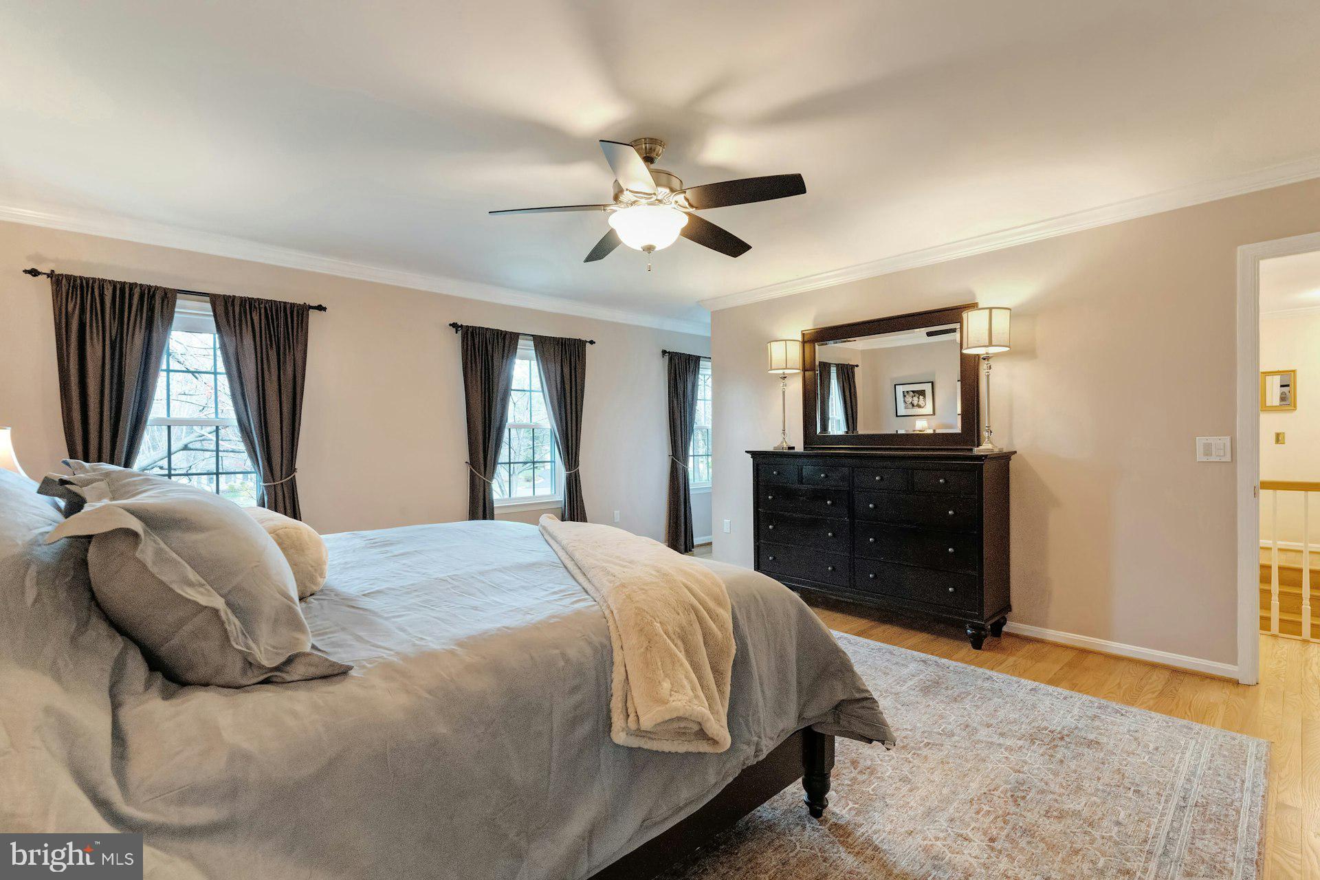 WAPLES MILL ESTATES - Residential