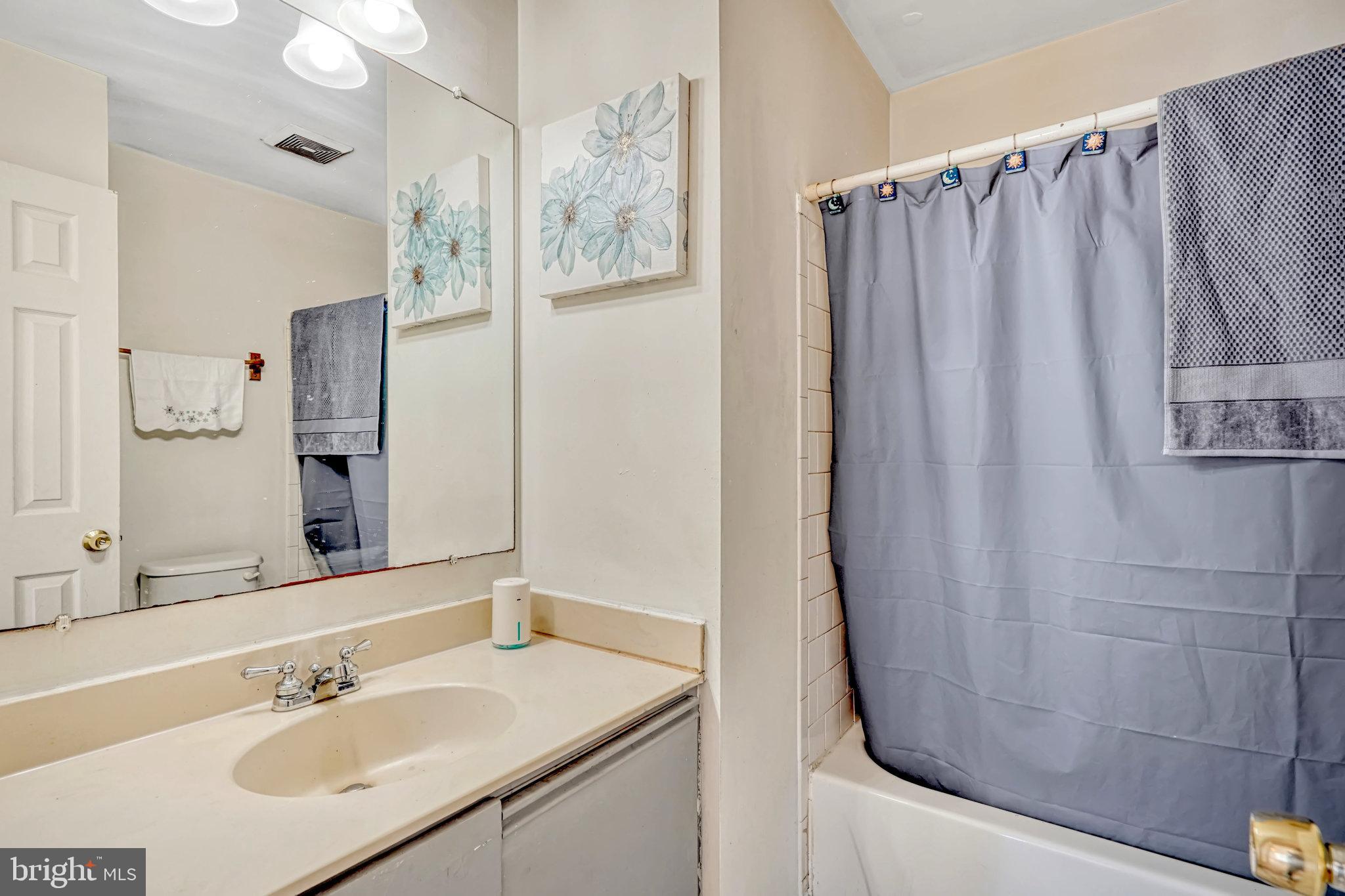 SEQUOIA LEA - Residential