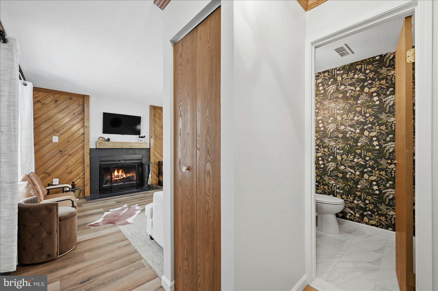 475 KING ST A A