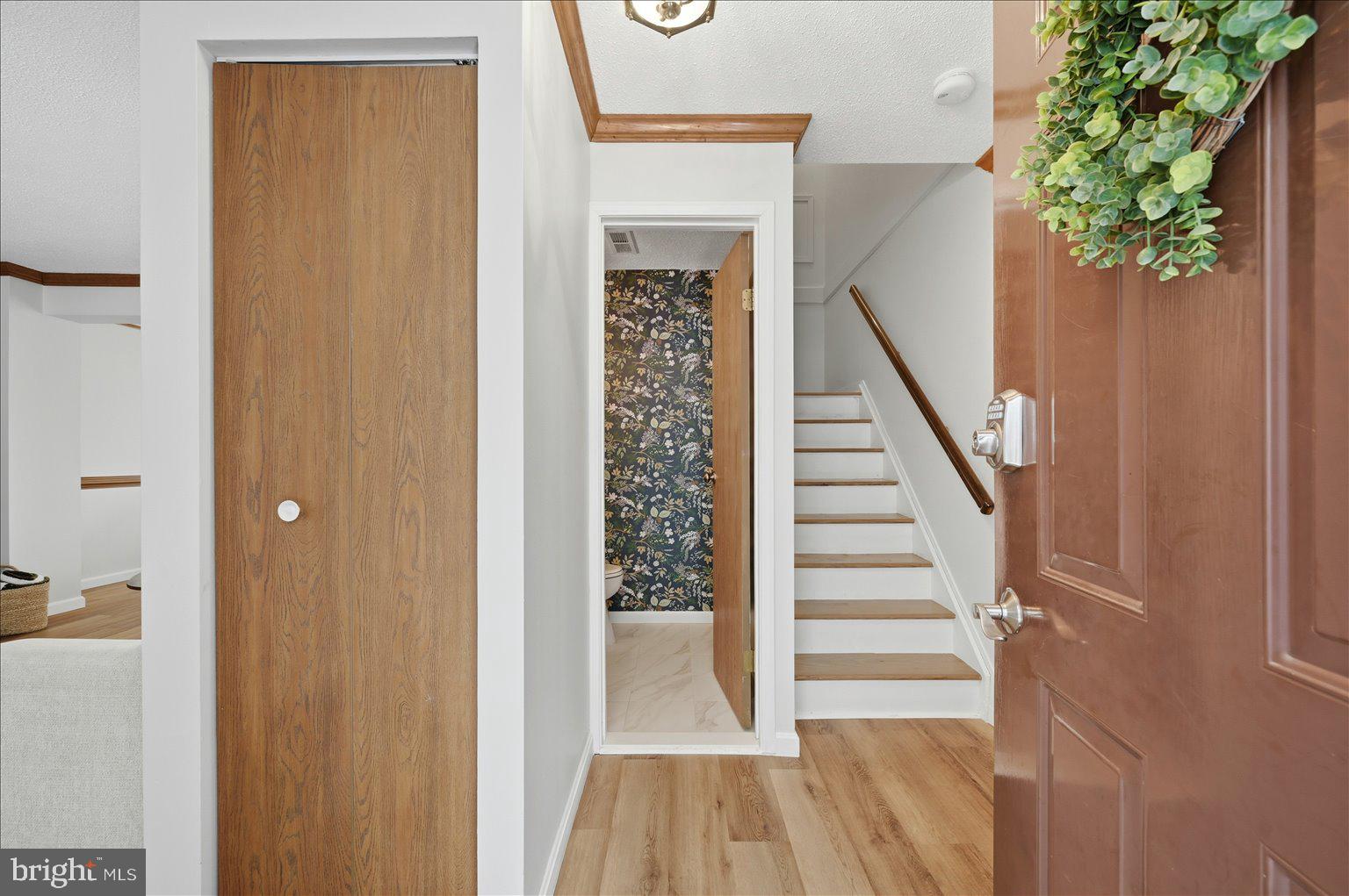 475 KING ST A A