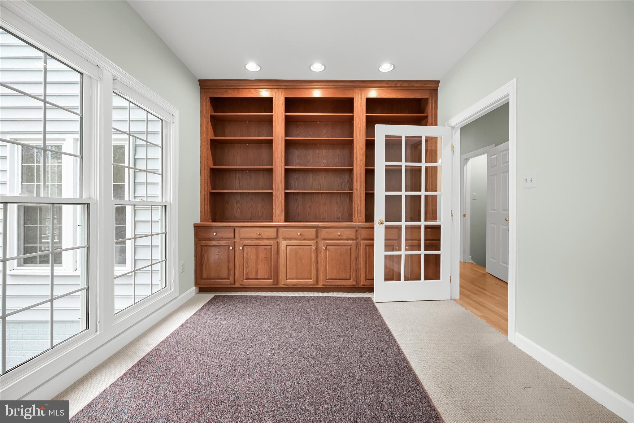 ASHLEIGH KNOLLS - Residential