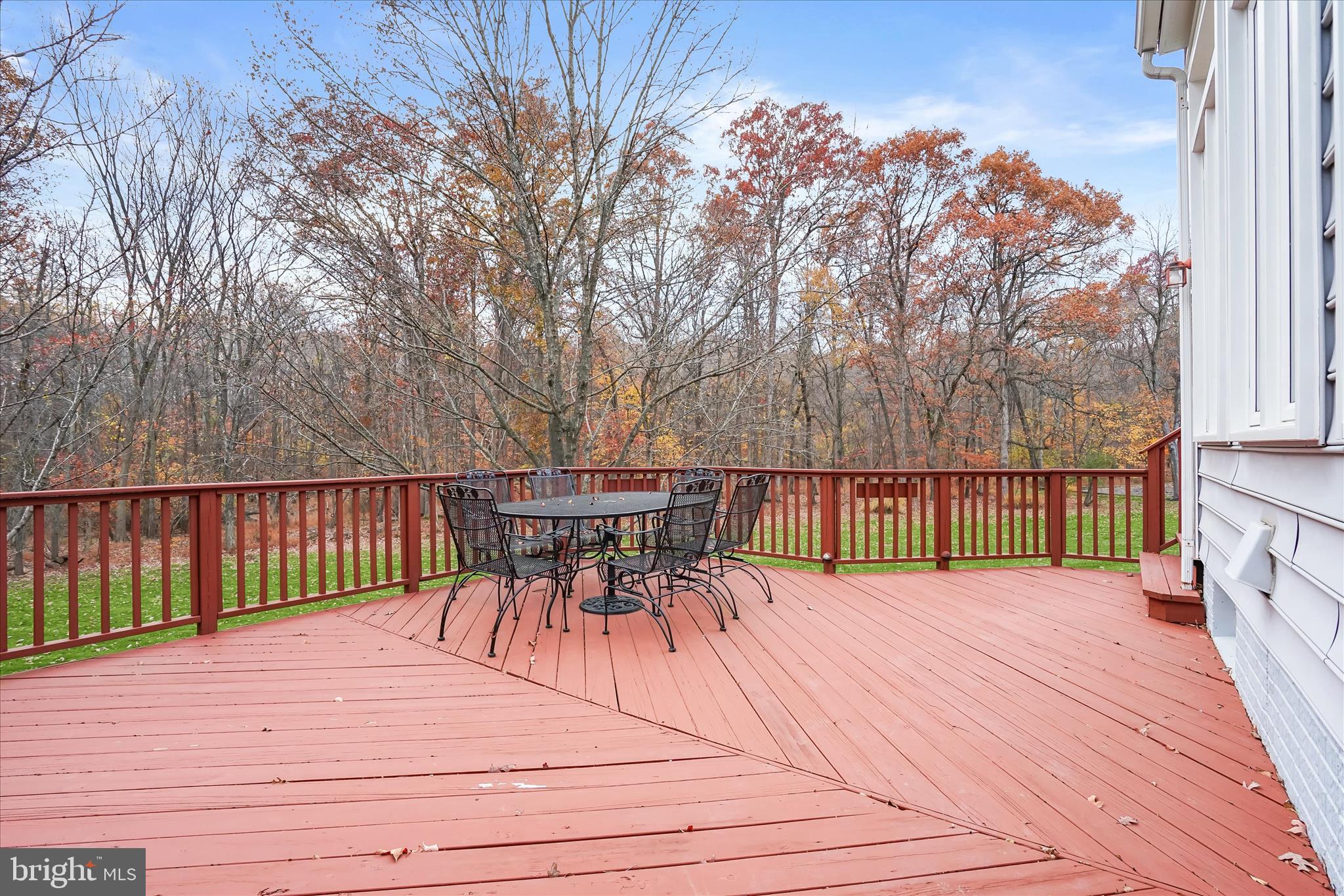 ASHLEIGH KNOLLS - Residential