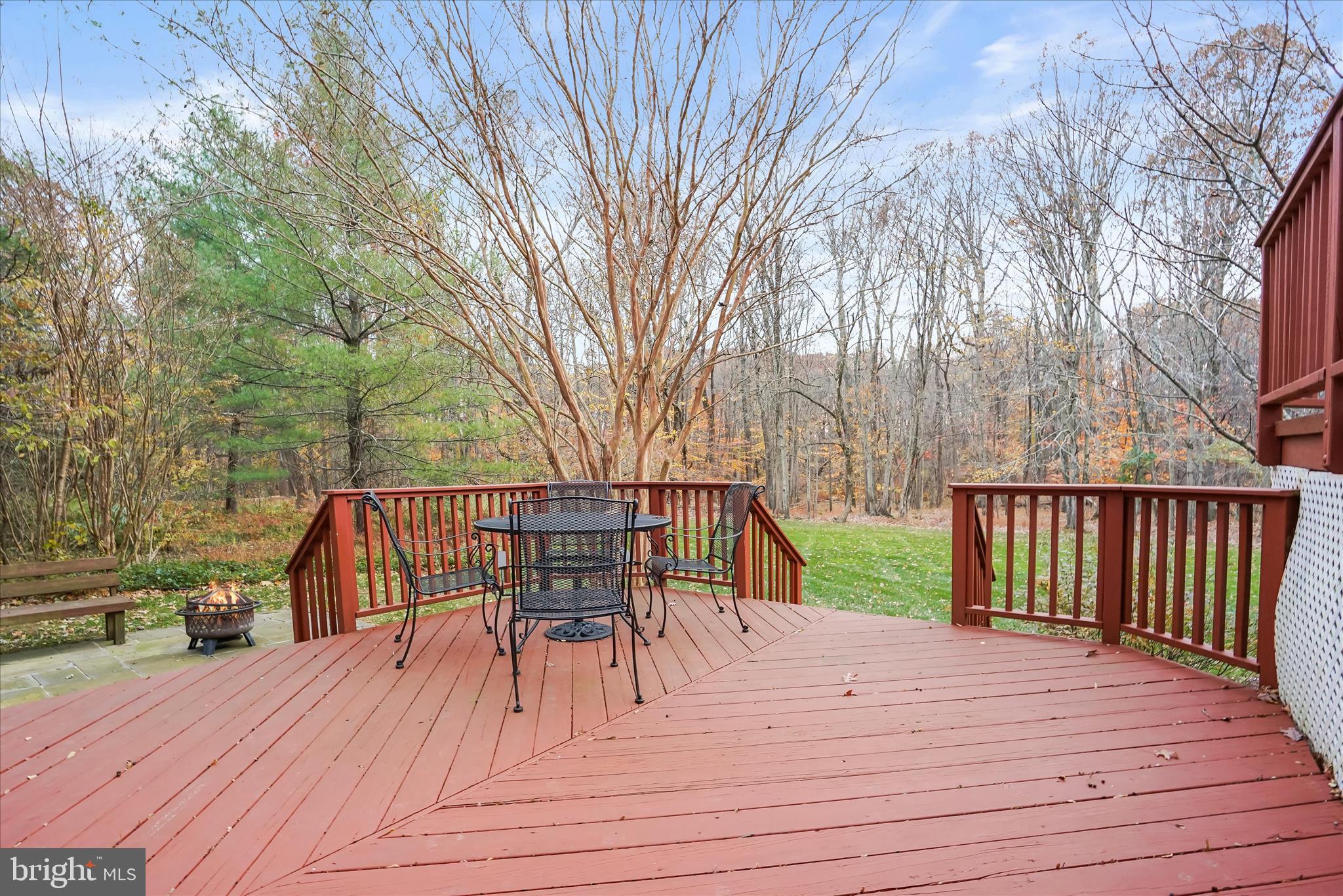 ASHLEIGH KNOLLS - Residential