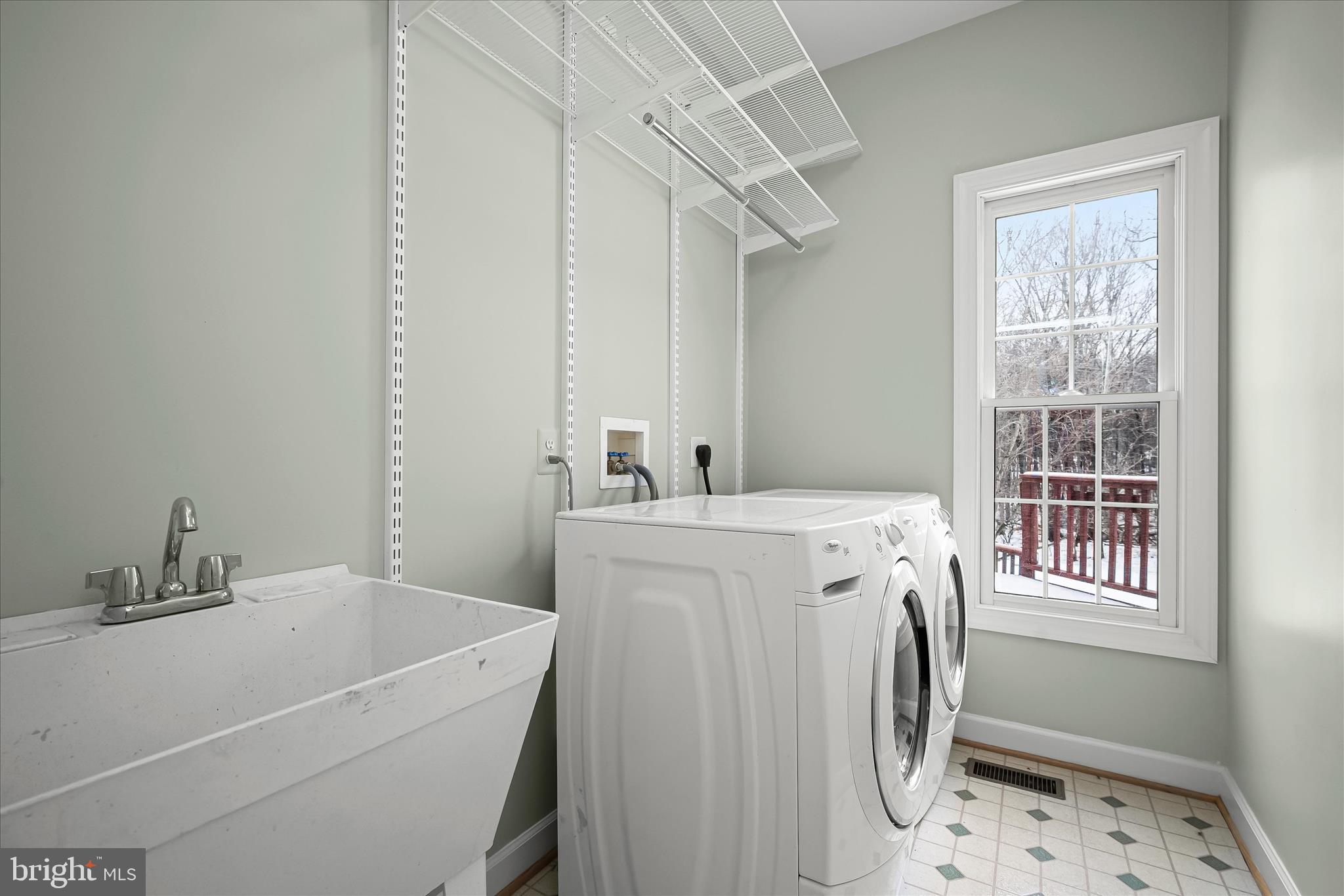 ASHLEIGH KNOLLS - Residential