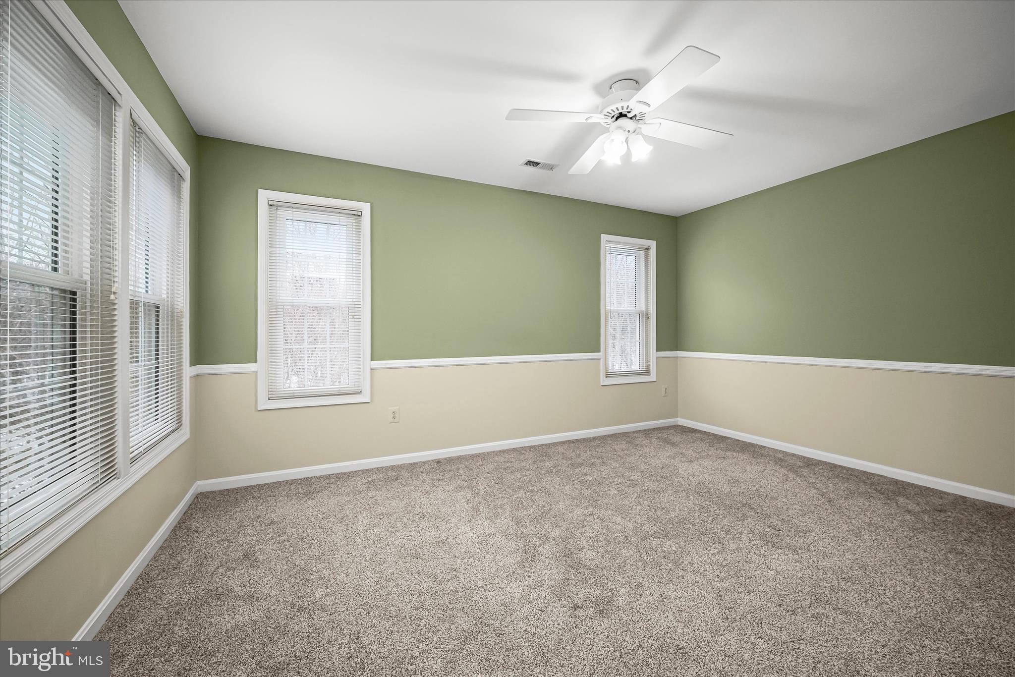 ASHLEIGH KNOLLS - Residential