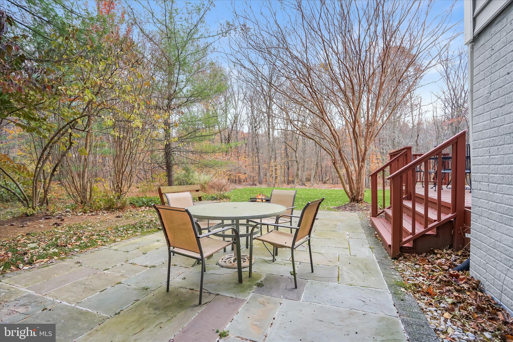 ASHLEIGH KNOLLS - Residential