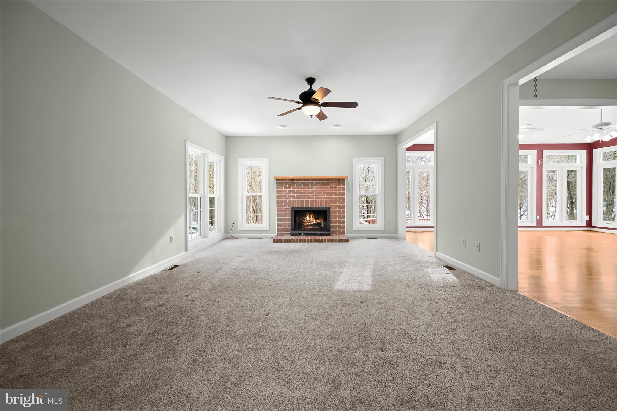 ASHLEIGH KNOLLS - Residential