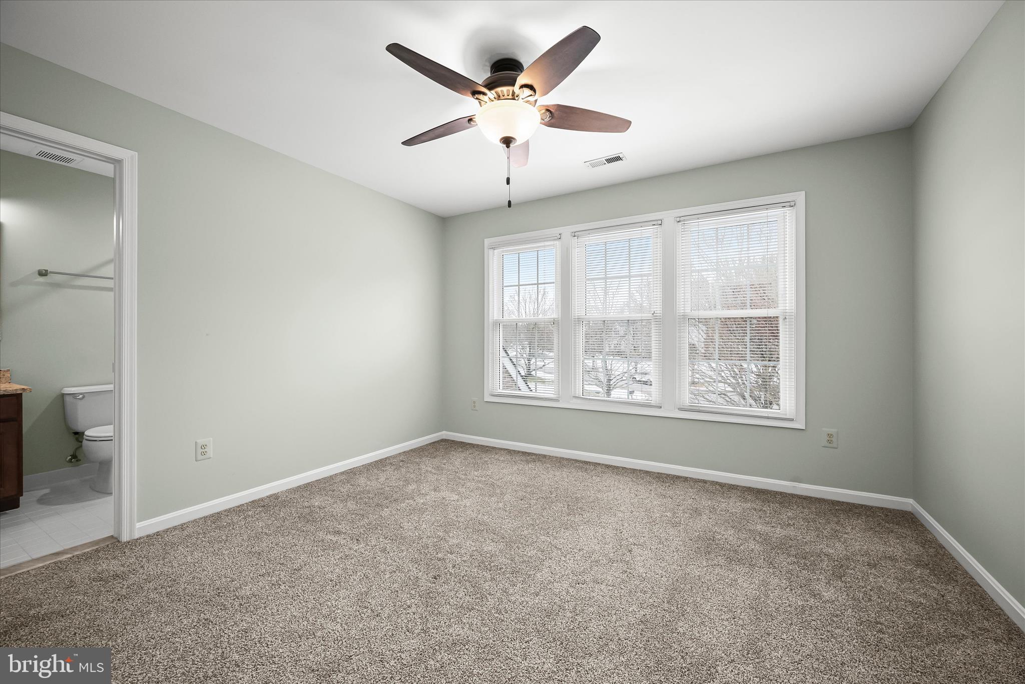 ASHLEIGH KNOLLS - Residential