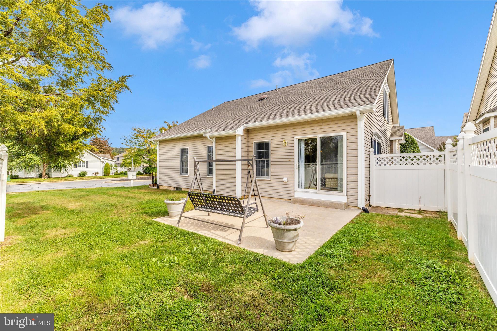 FOXFIELD AT MIDDLETOWN - Residential