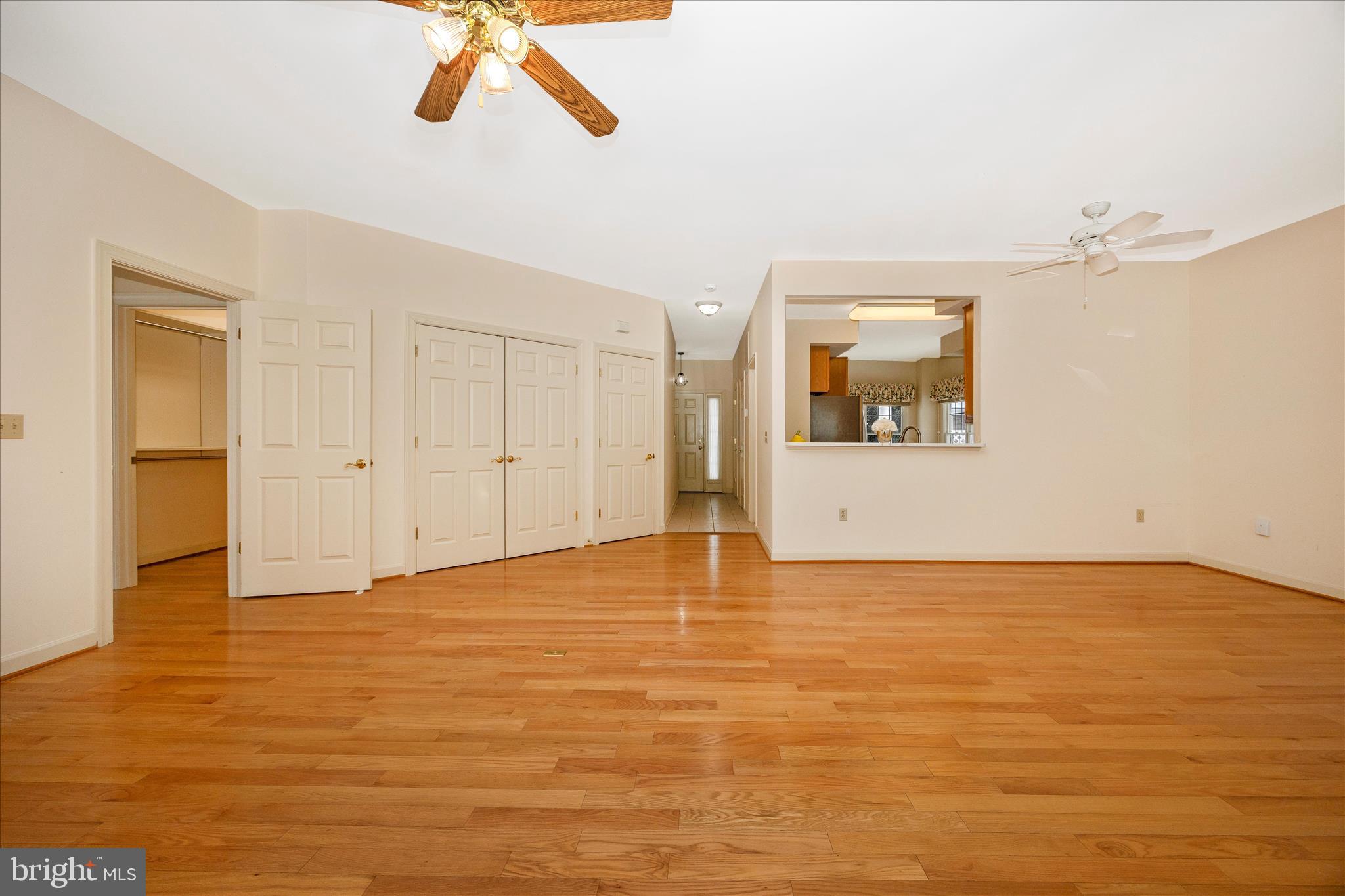 FOXFIELD AT MIDDLETOWN - Residential