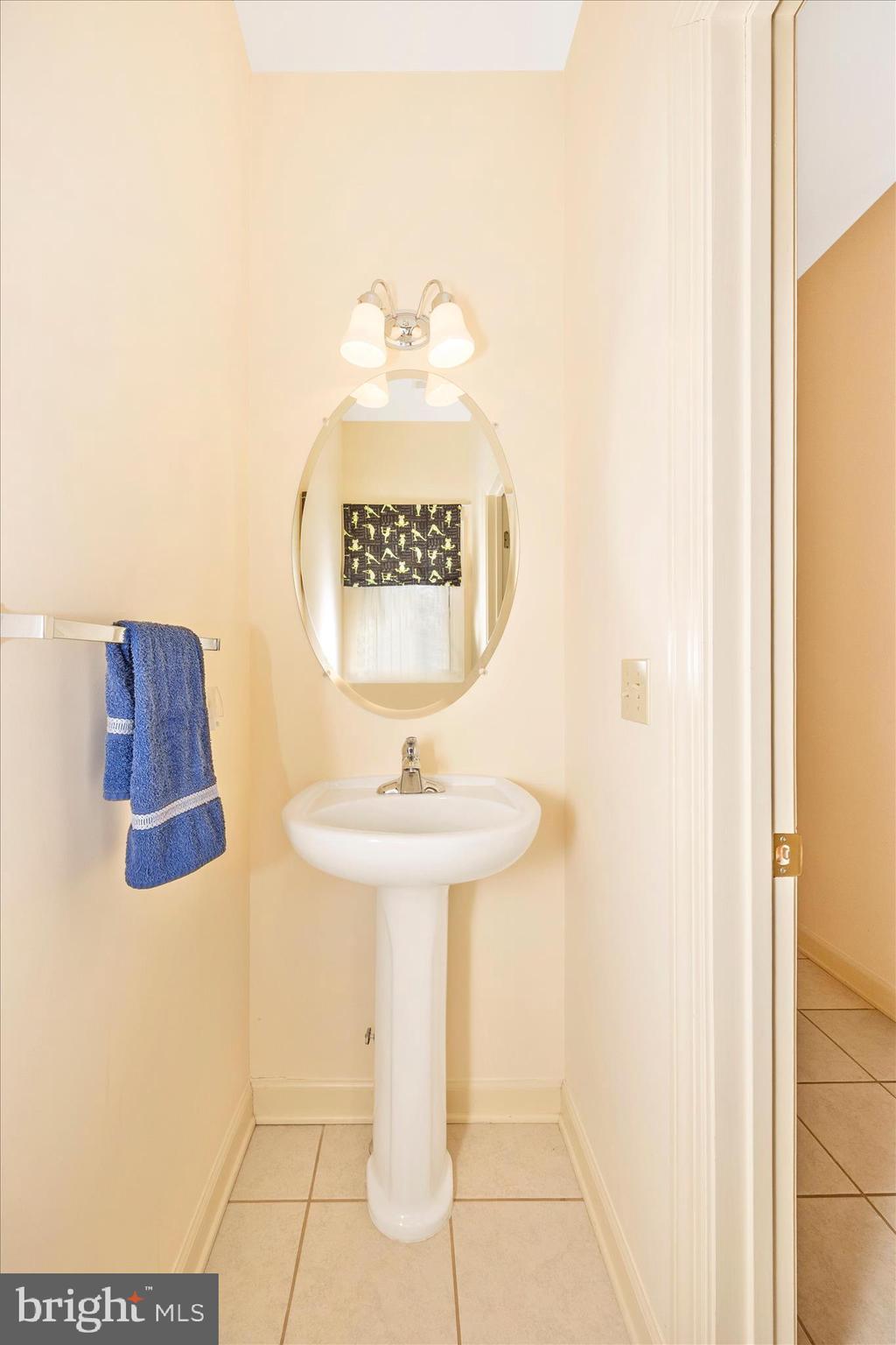 FOXFIELD AT MIDDLETOWN - Residential