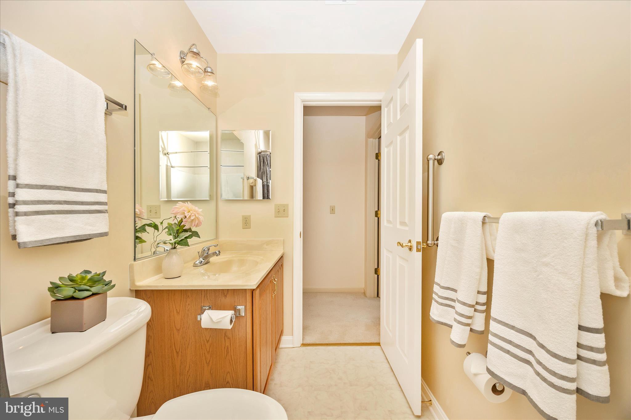 FOXFIELD AT MIDDLETOWN - Residential