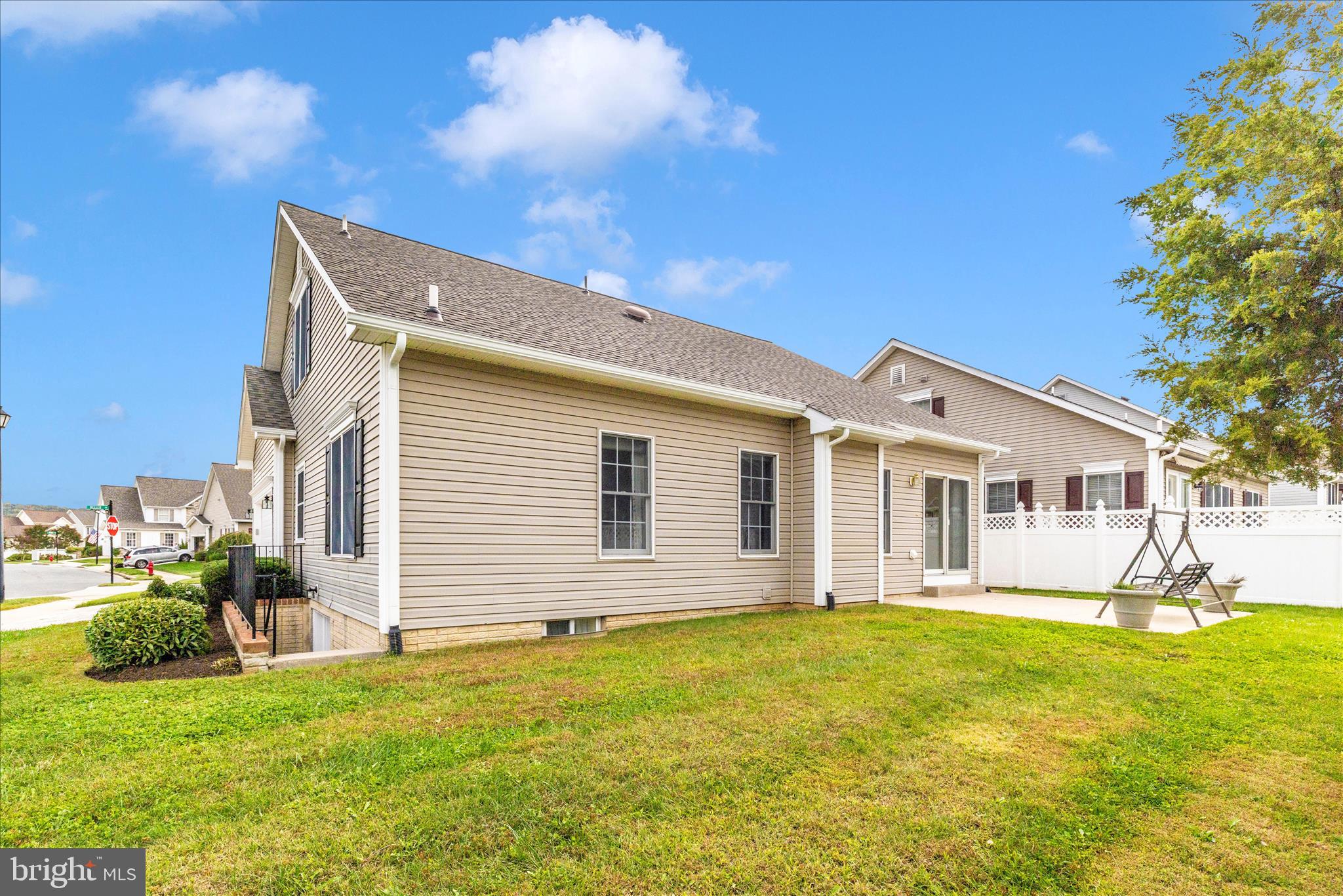 FOXFIELD AT MIDDLETOWN - Residential