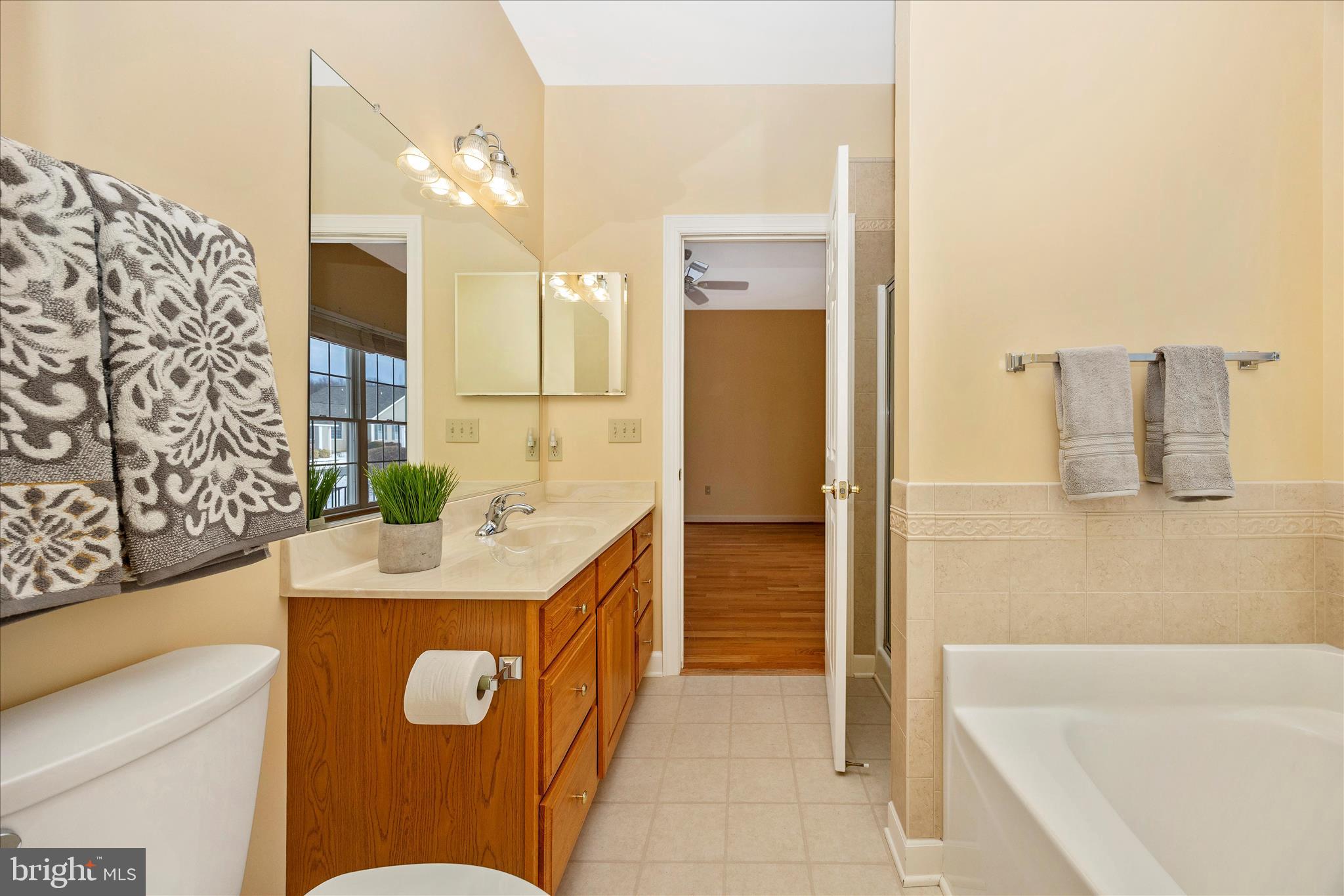 FOXFIELD AT MIDDLETOWN - Residential