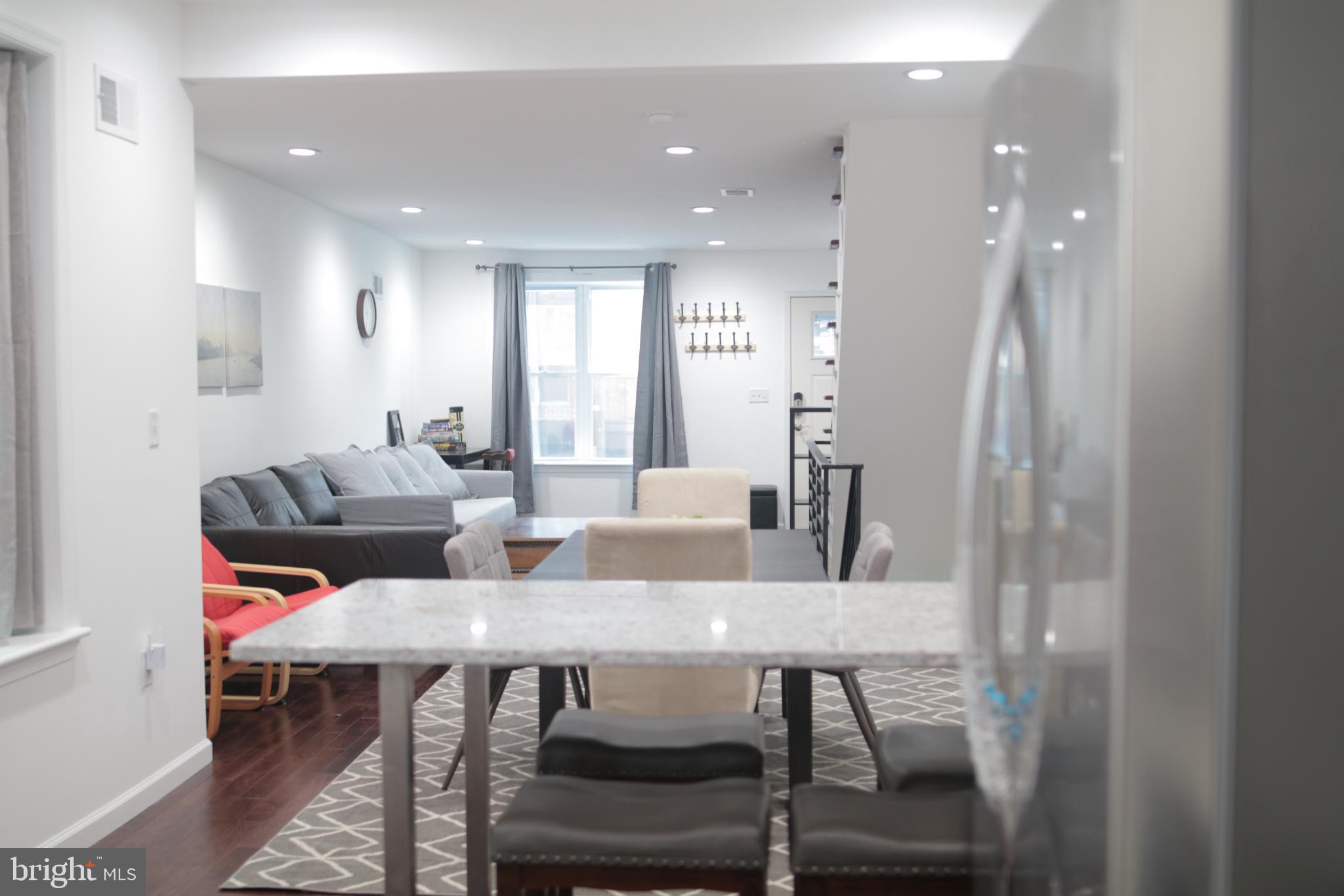 GIRARD ESTATES - Residential Lease