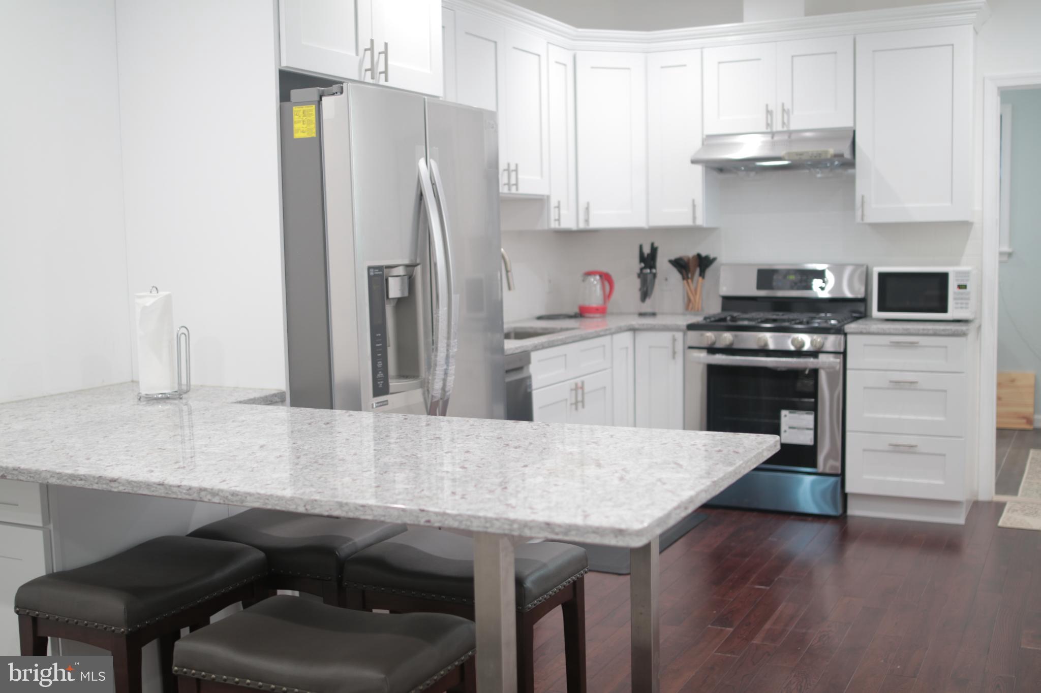 GIRARD ESTATES - Residential Lease