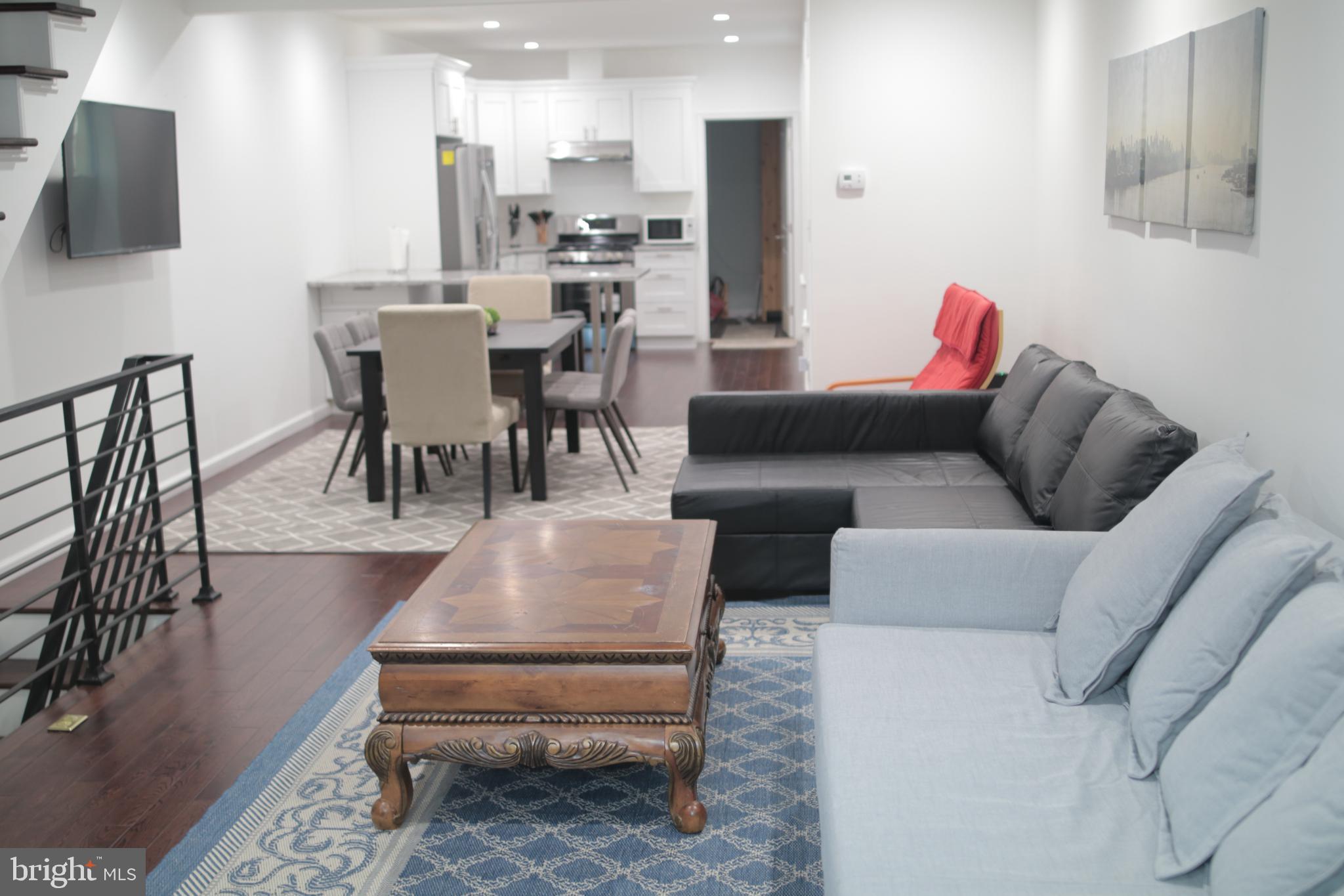 GIRARD ESTATES - Residential Lease