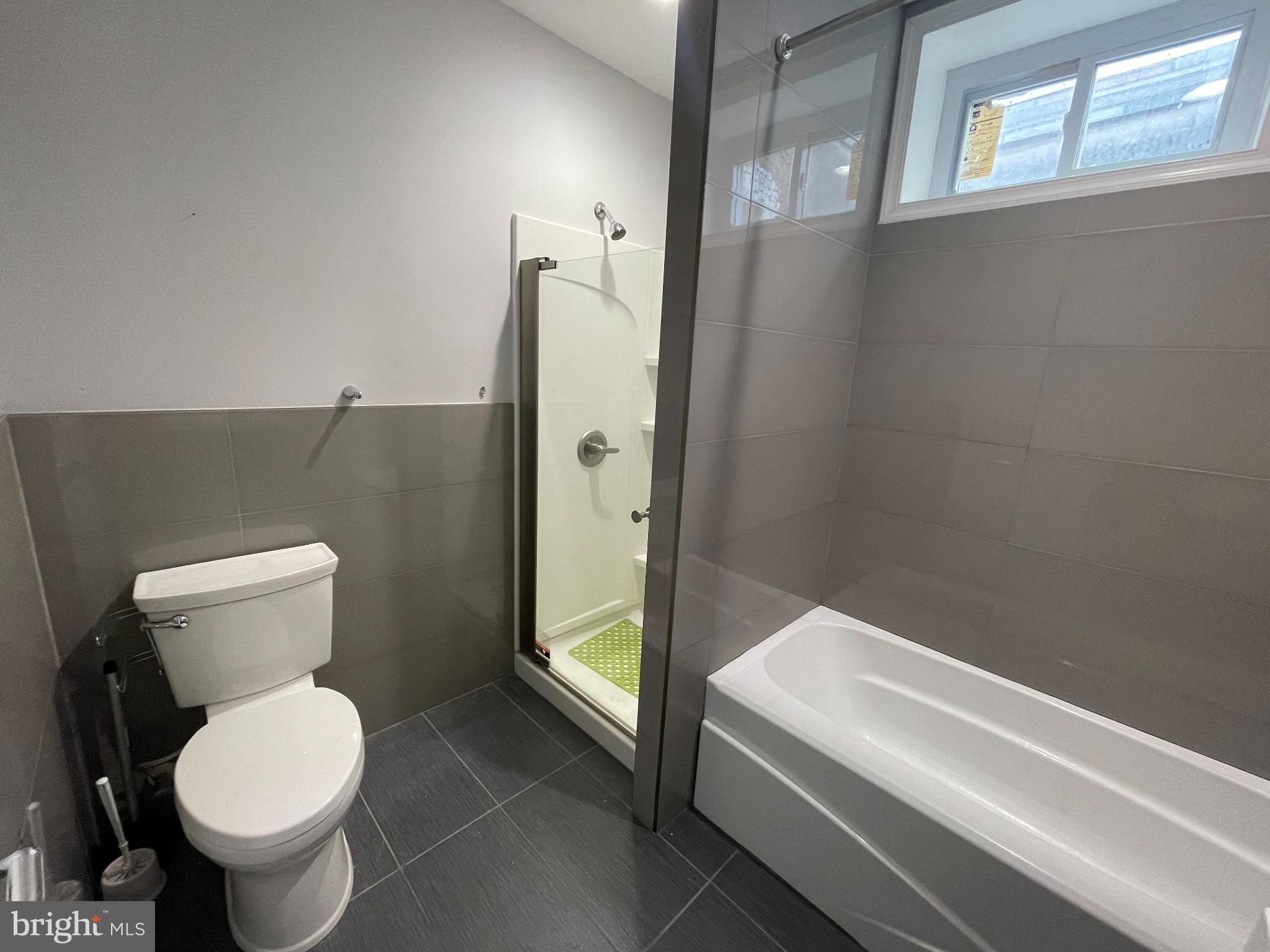 GIRARD ESTATES - Residential Lease