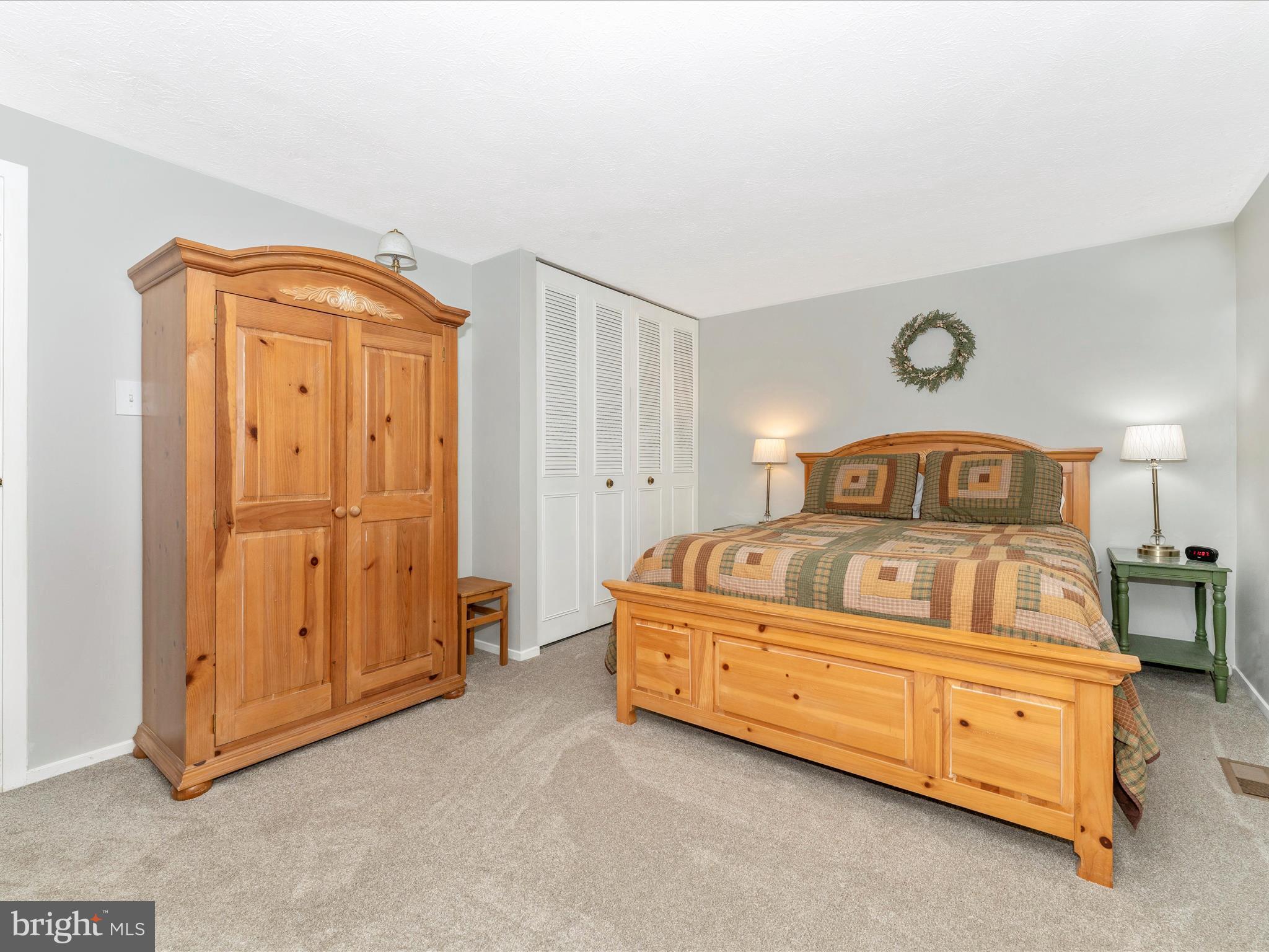 FOUNTAINDALE SOUTH - Residential