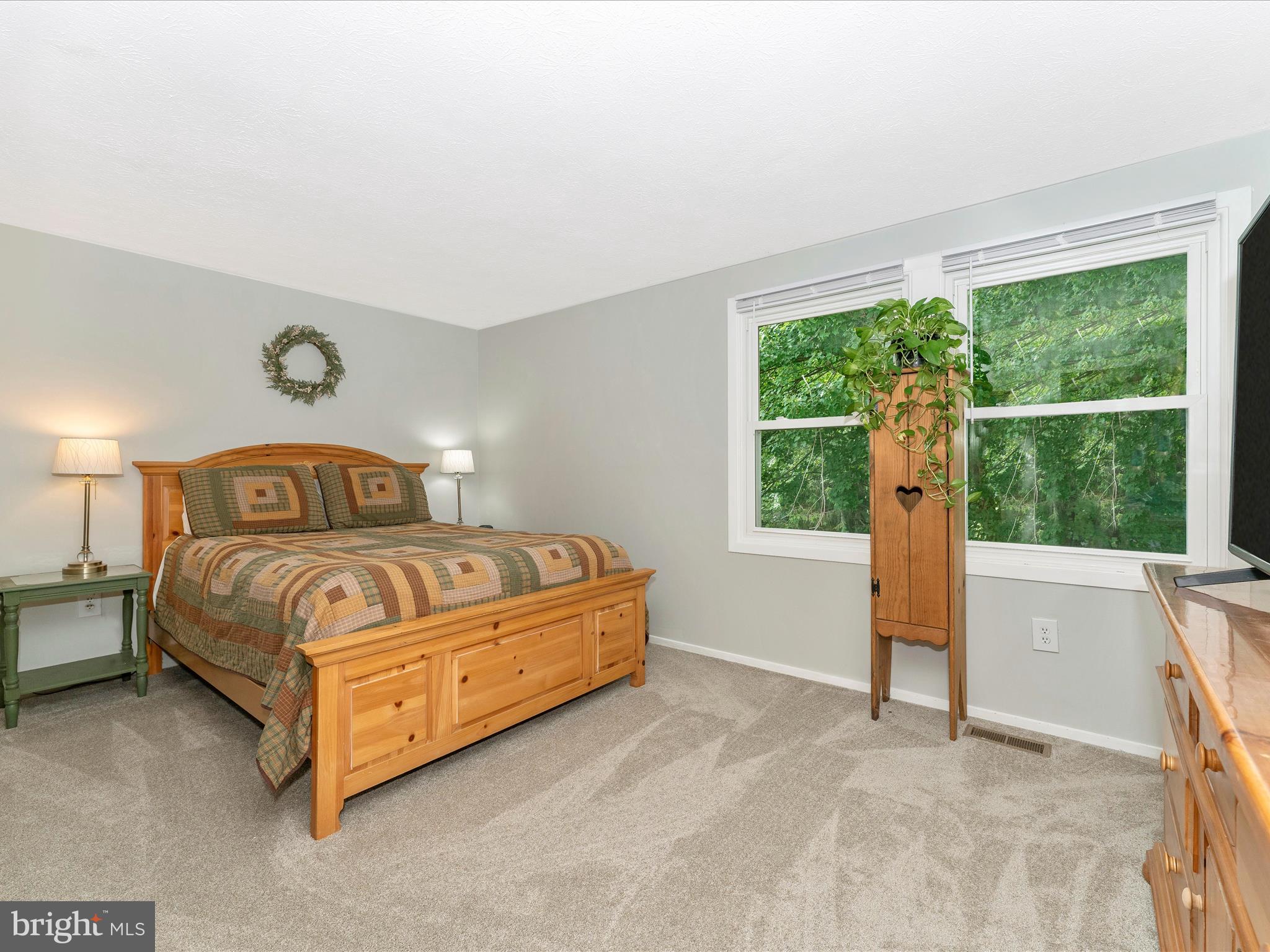 FOUNTAINDALE SOUTH - Residential