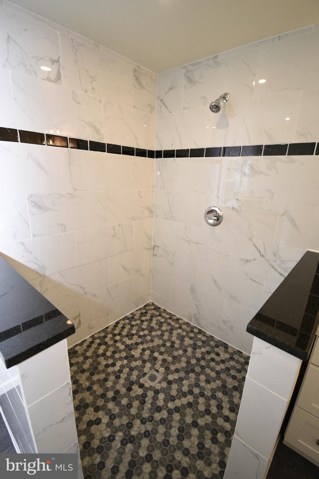 LOWER WINDSOR TWP - Residential