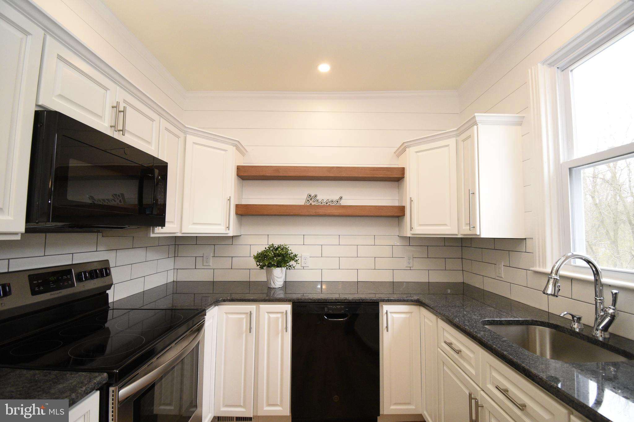 LOWER WINDSOR TWP - Residential