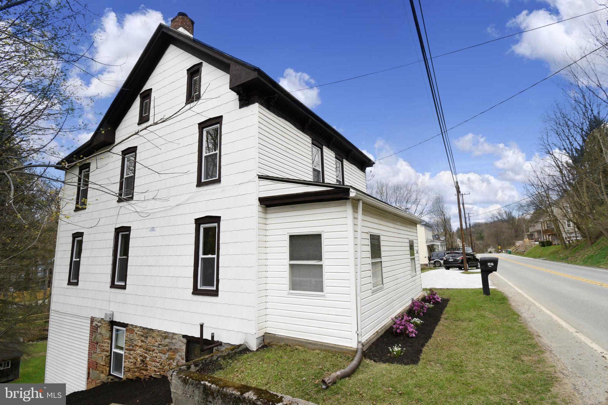 LOWER WINDSOR TWP - Residential