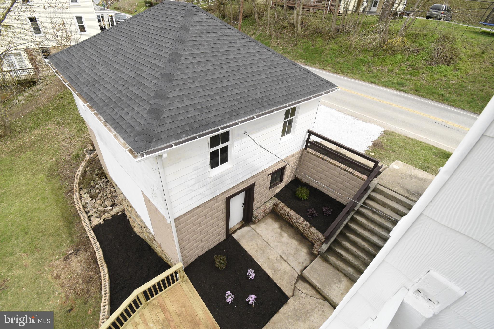 LOWER WINDSOR TWP - Residential