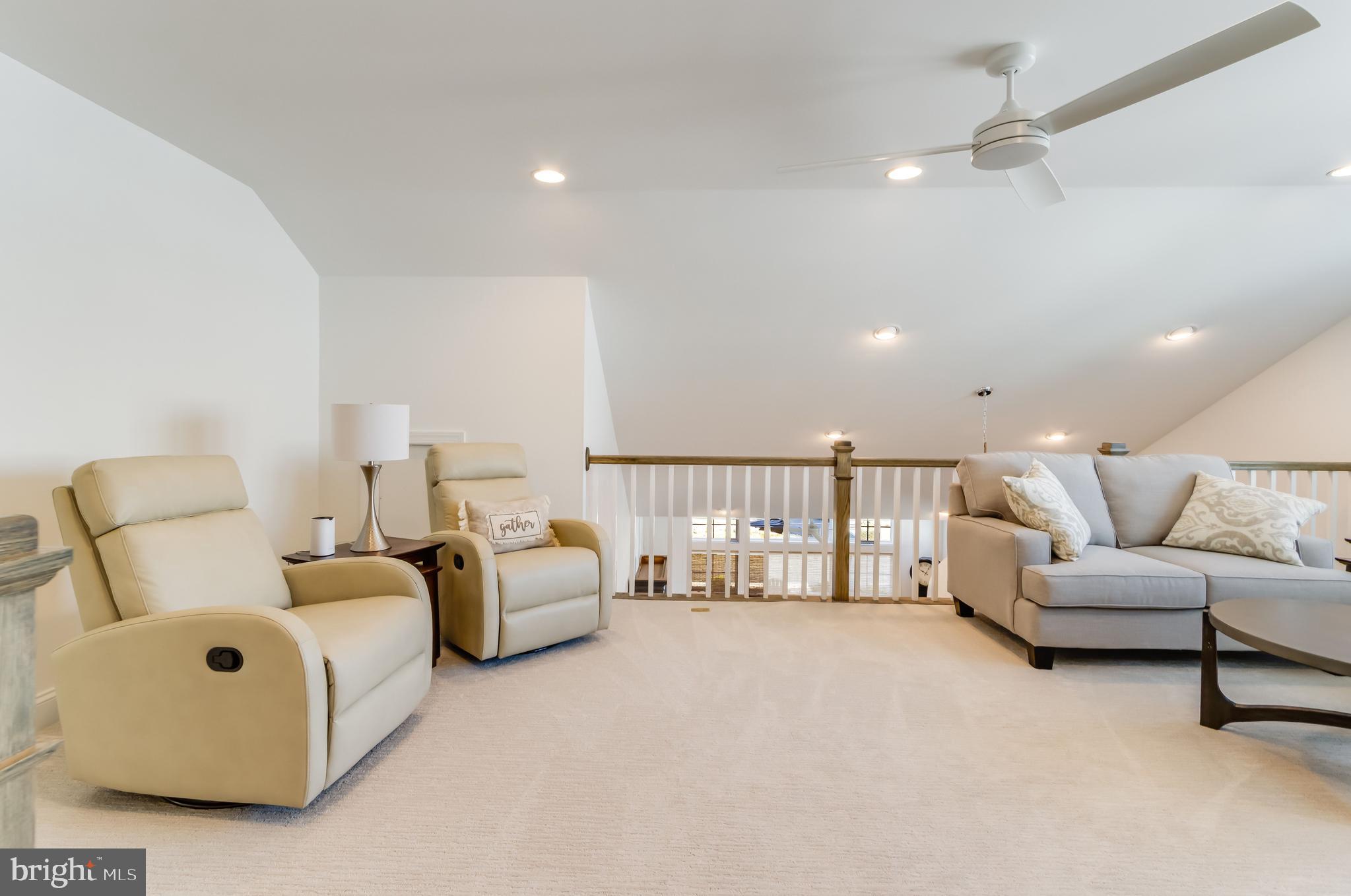 PENINSULA - Residential