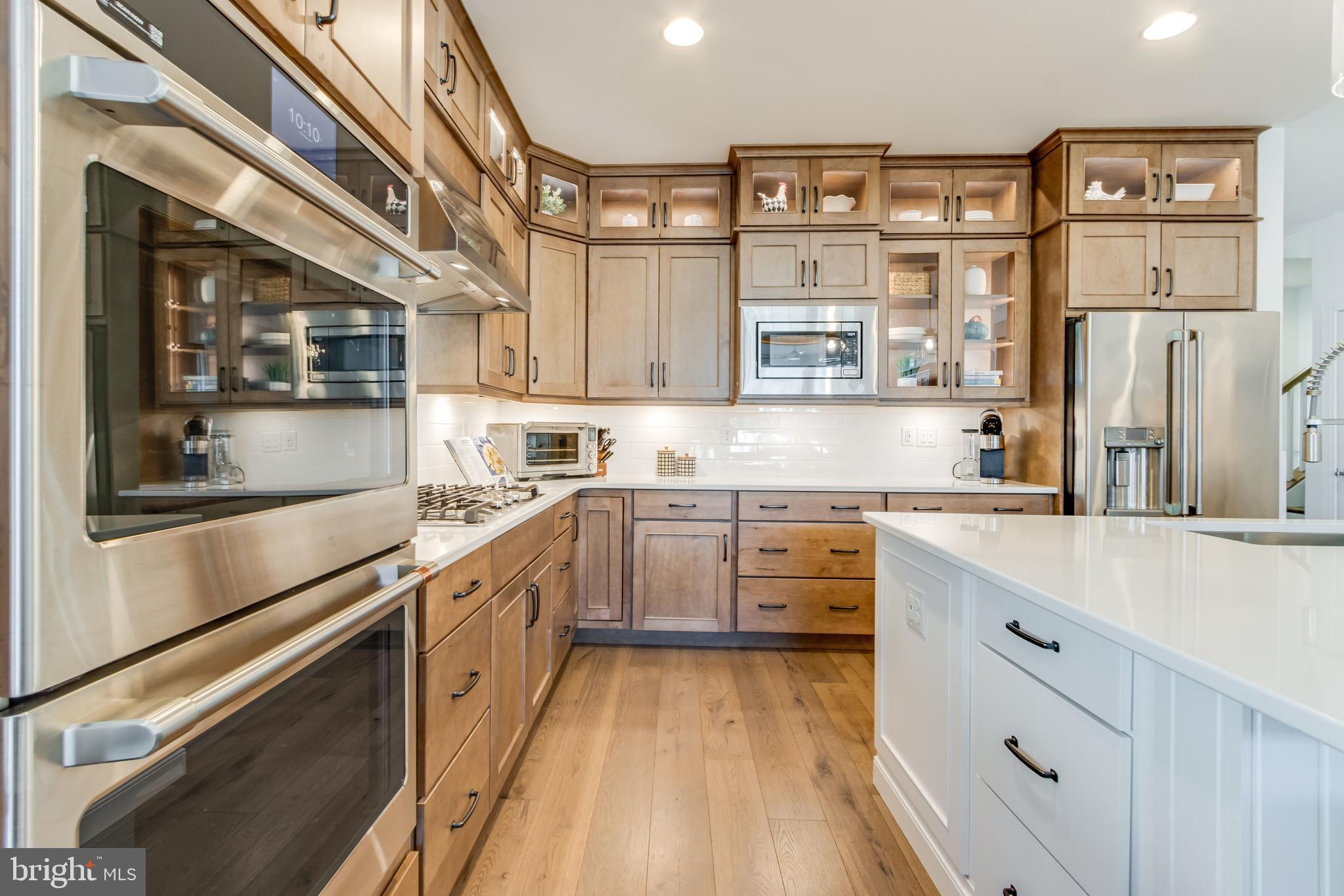 PENINSULA - Residential