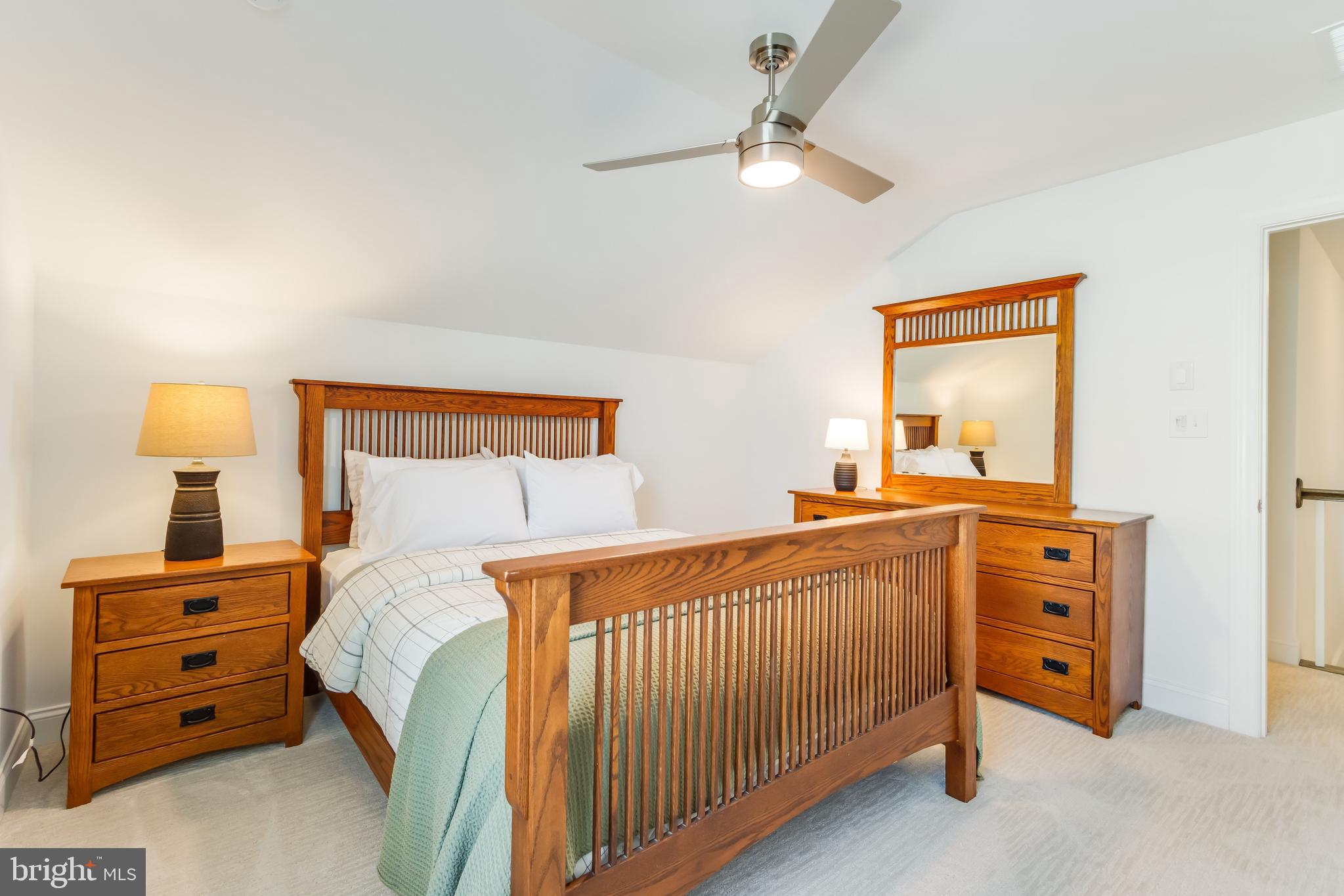 PENINSULA - Residential