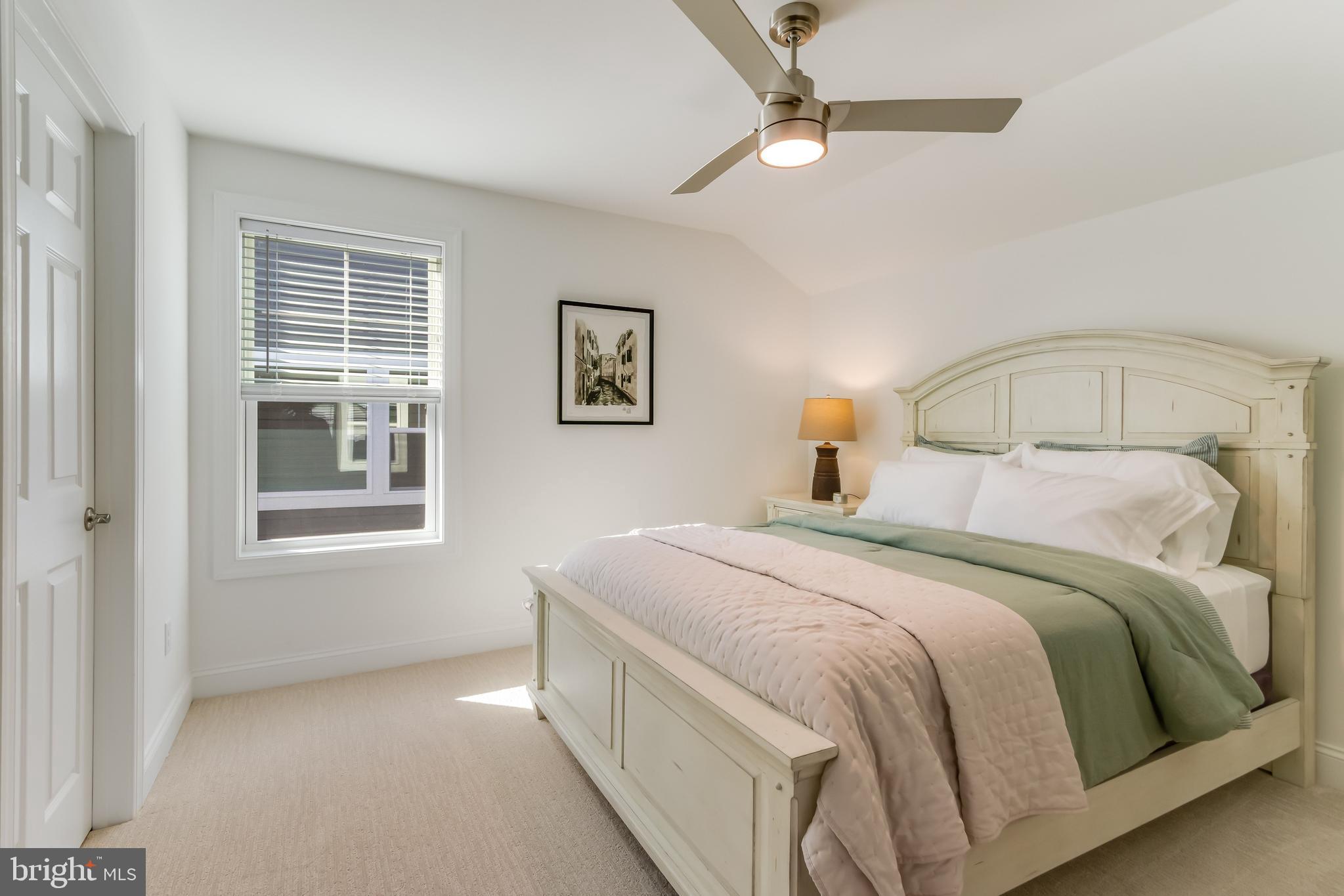 PENINSULA - Residential