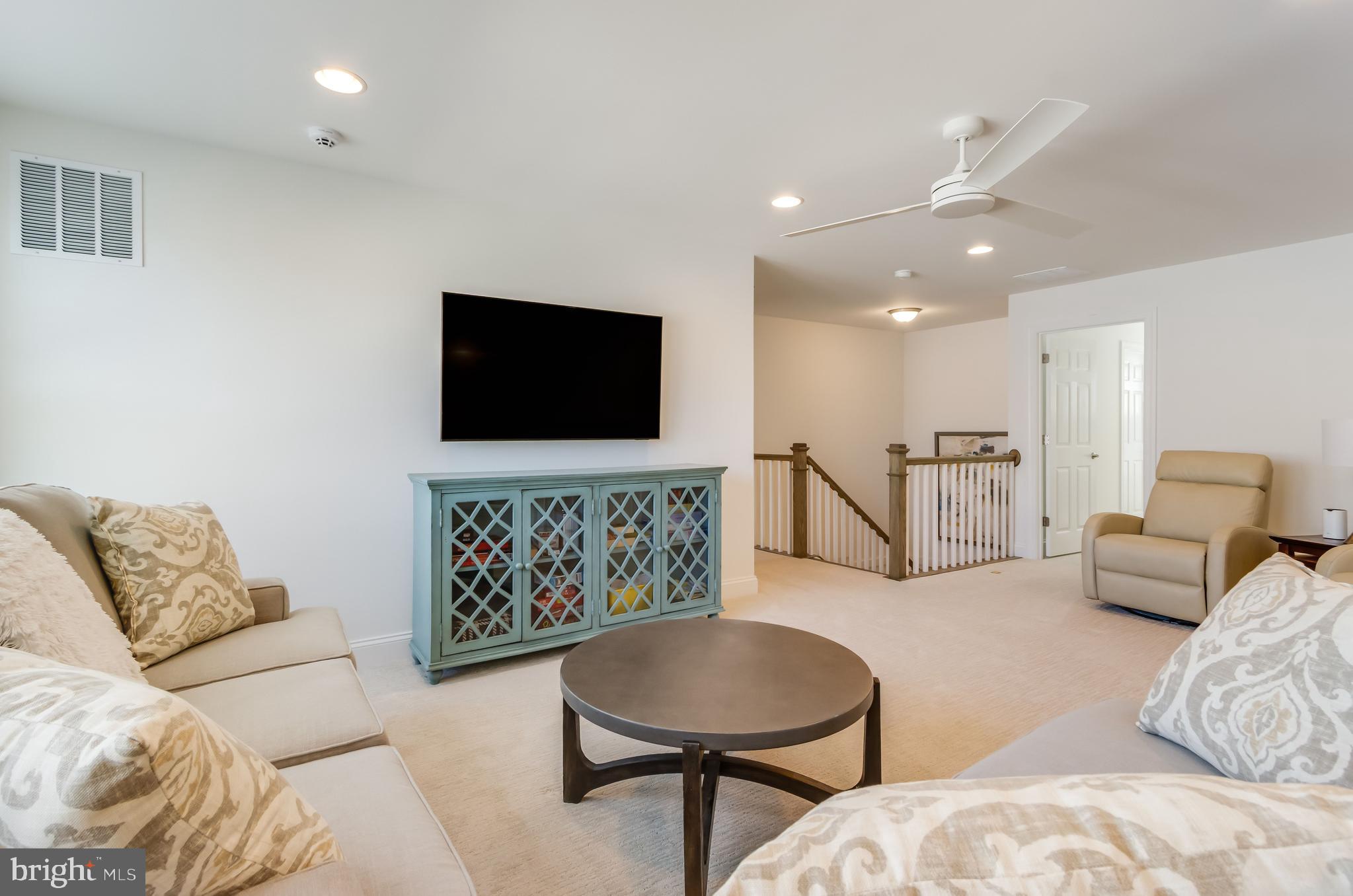 PENINSULA - Residential