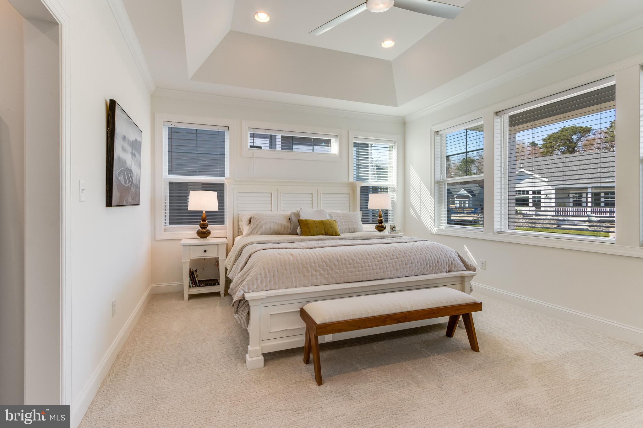 PENINSULA - Residential