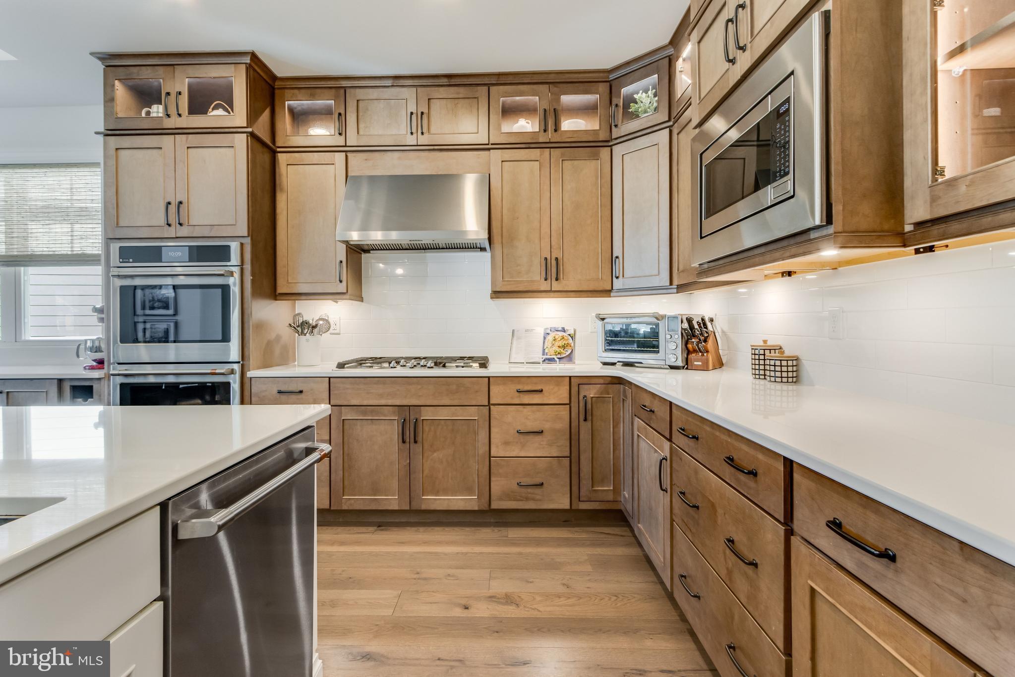 PENINSULA - Residential