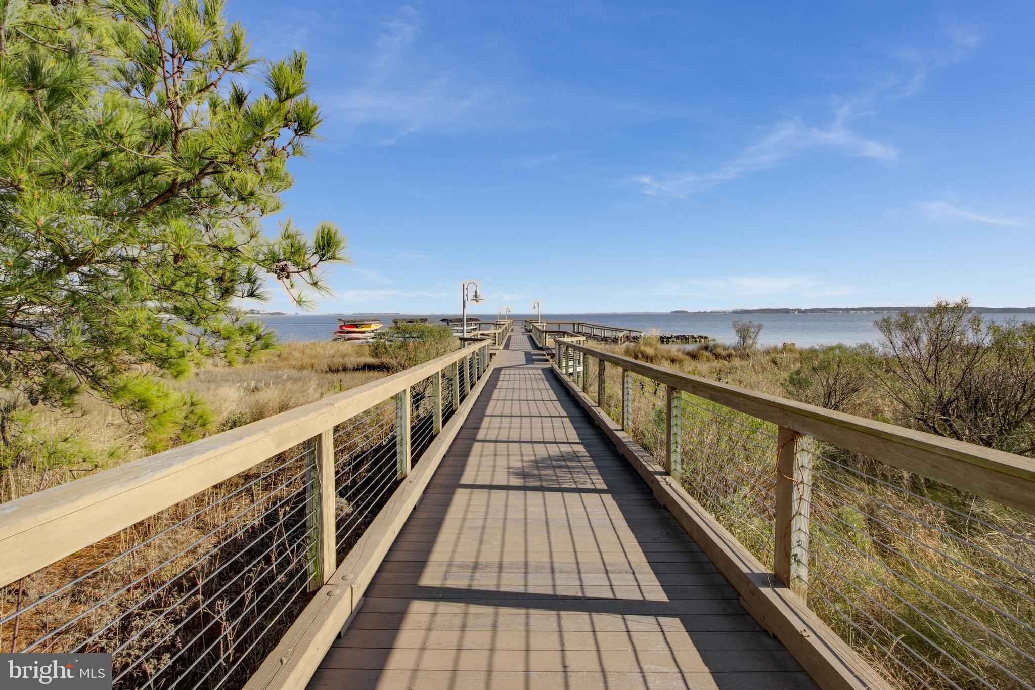 PENINSULA - Residential