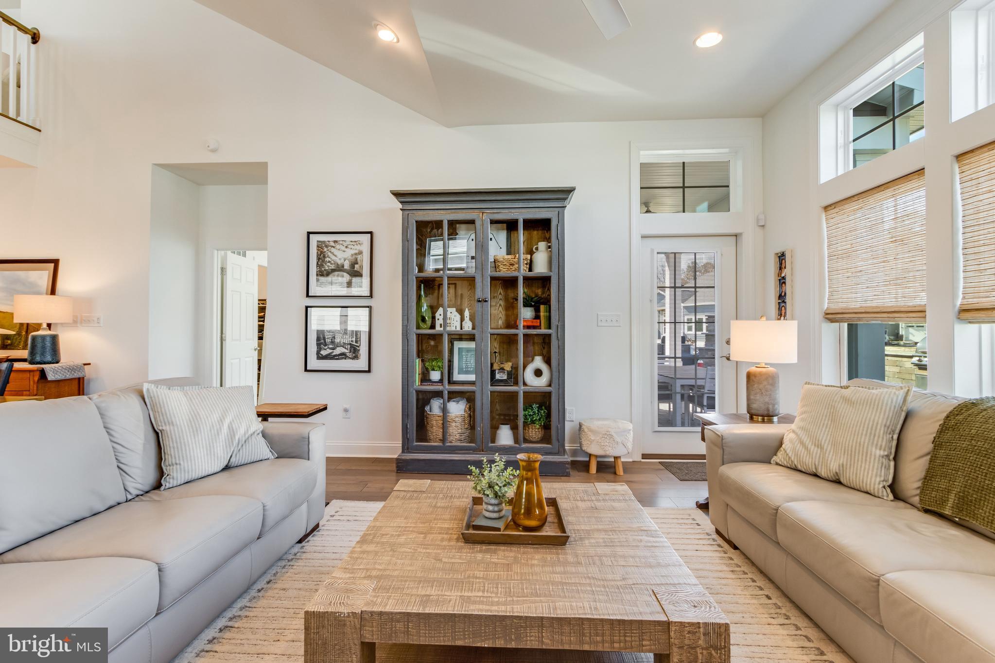 PENINSULA - Residential