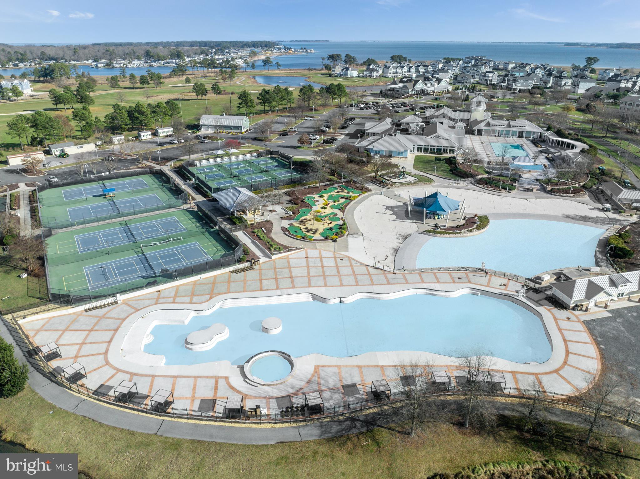 PENINSULA - Residential