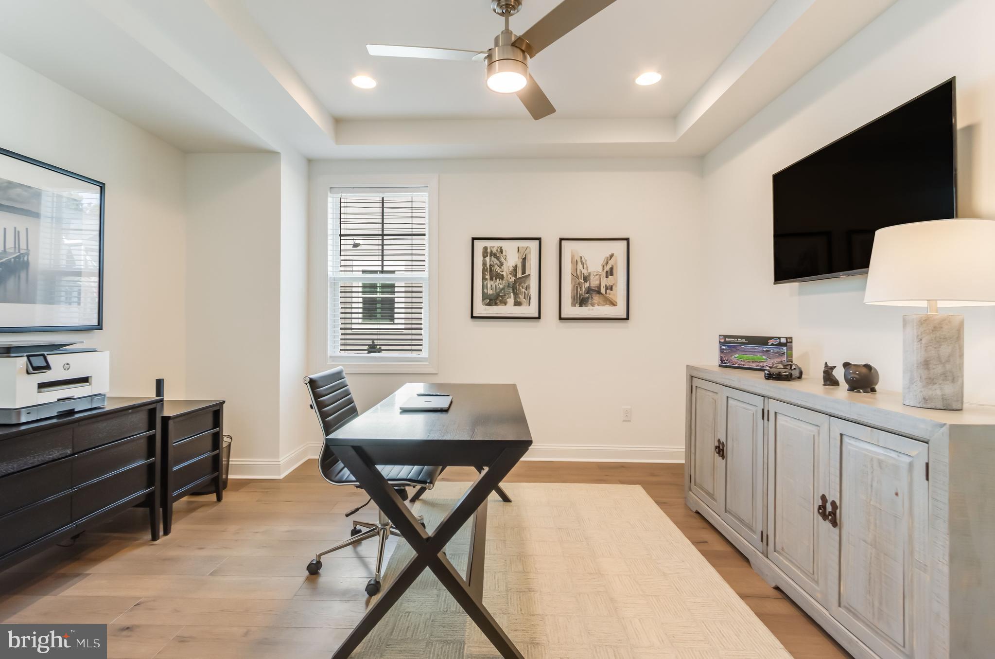 PENINSULA - Residential