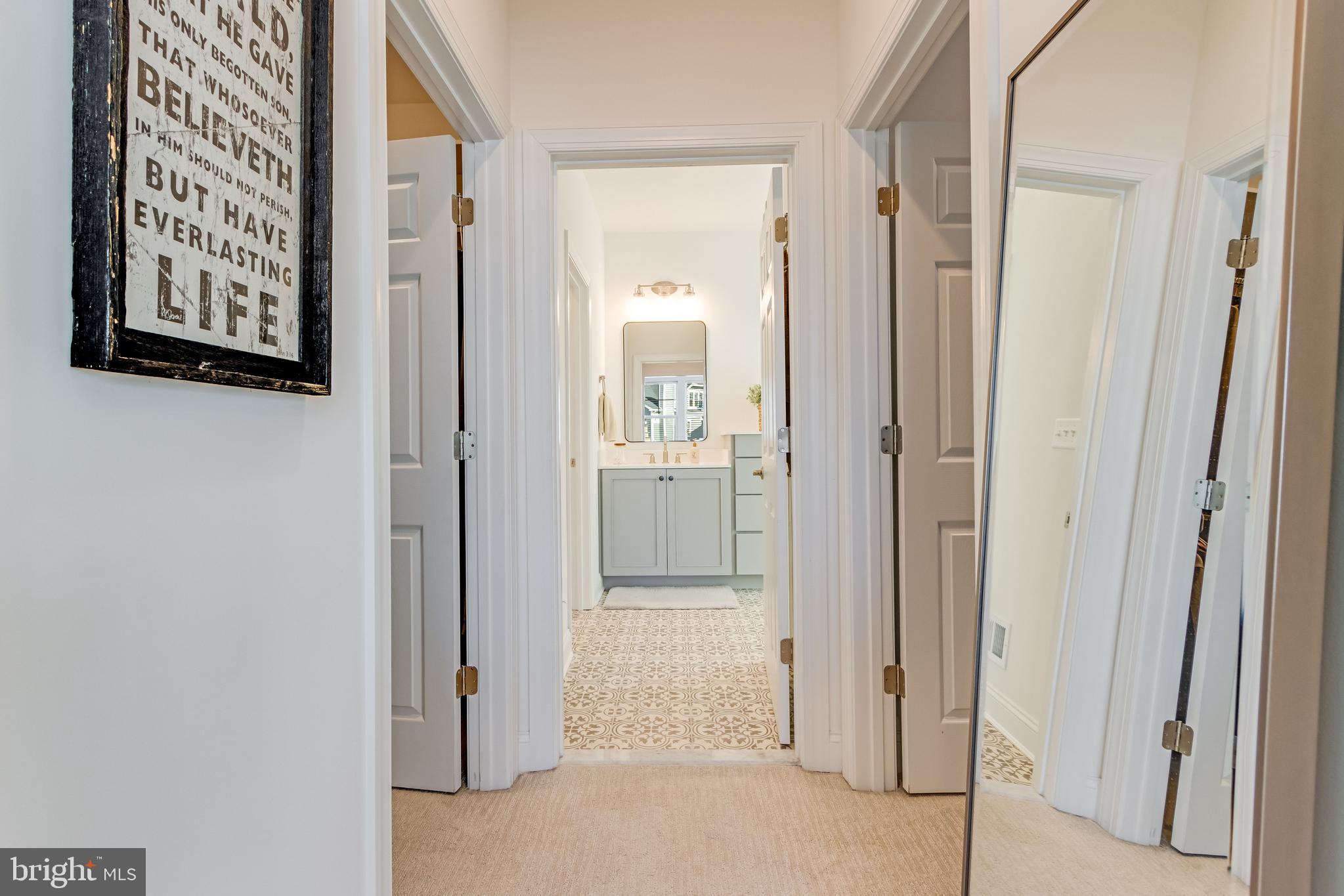 PENINSULA - Residential