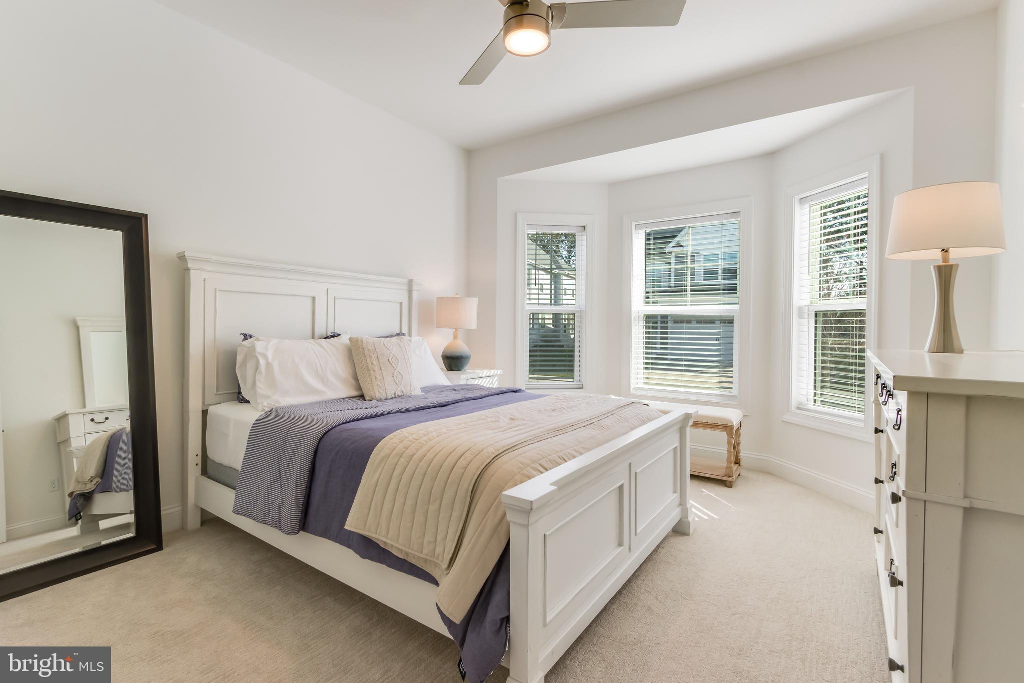 PENINSULA - Residential