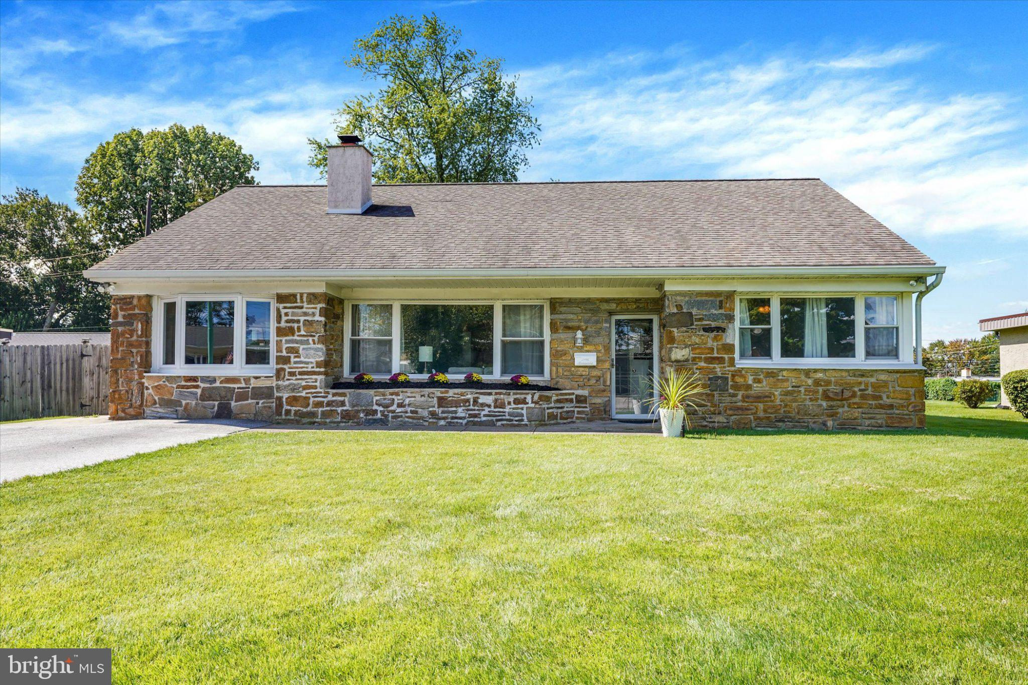 2116 BOXWOOD DRIVE