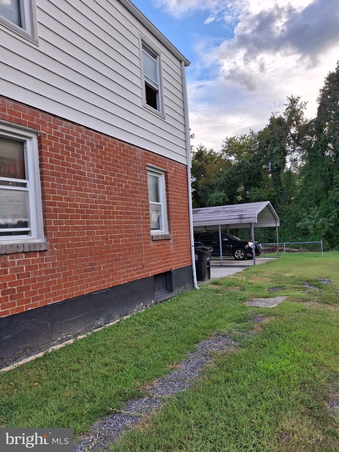 OAK HILL TOWNES - Residential